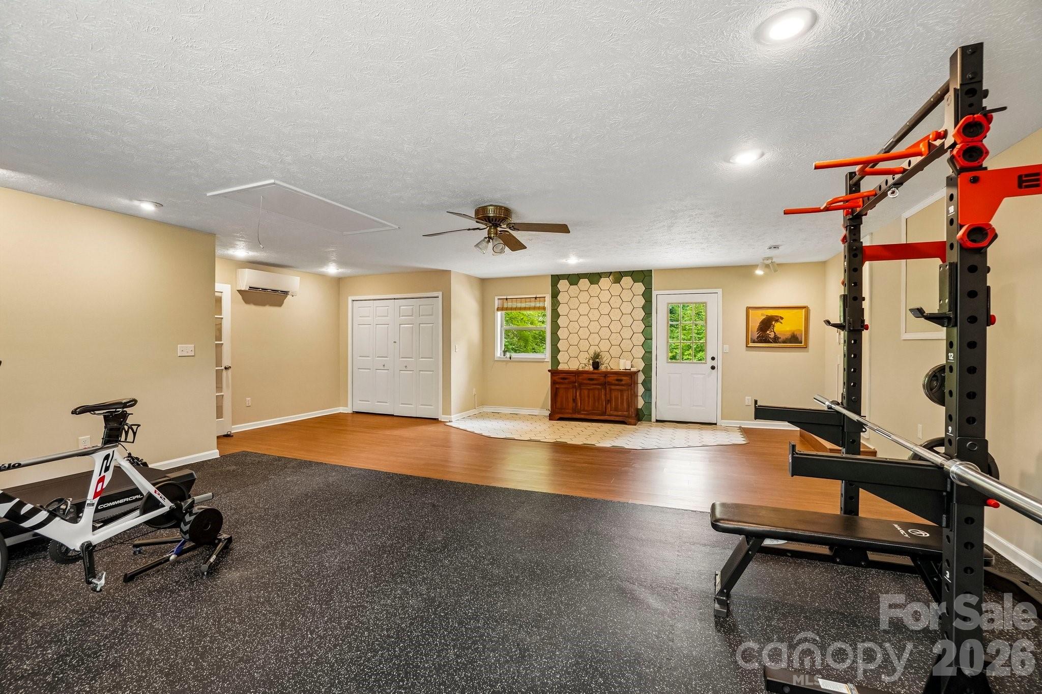 3229 N Bearwallow Road — Hendersonville