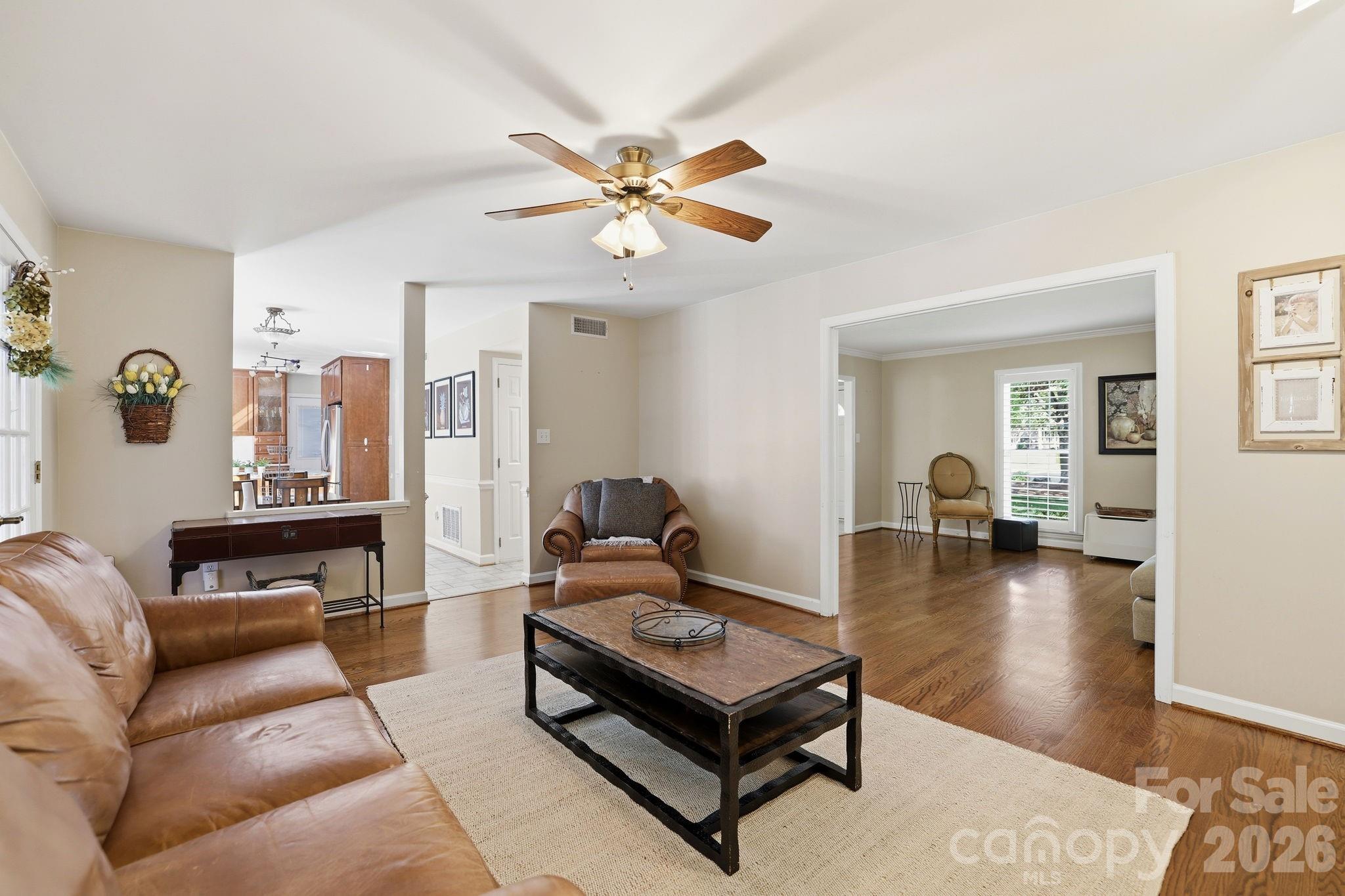 4612 Deanscroft Drive — Charlotte