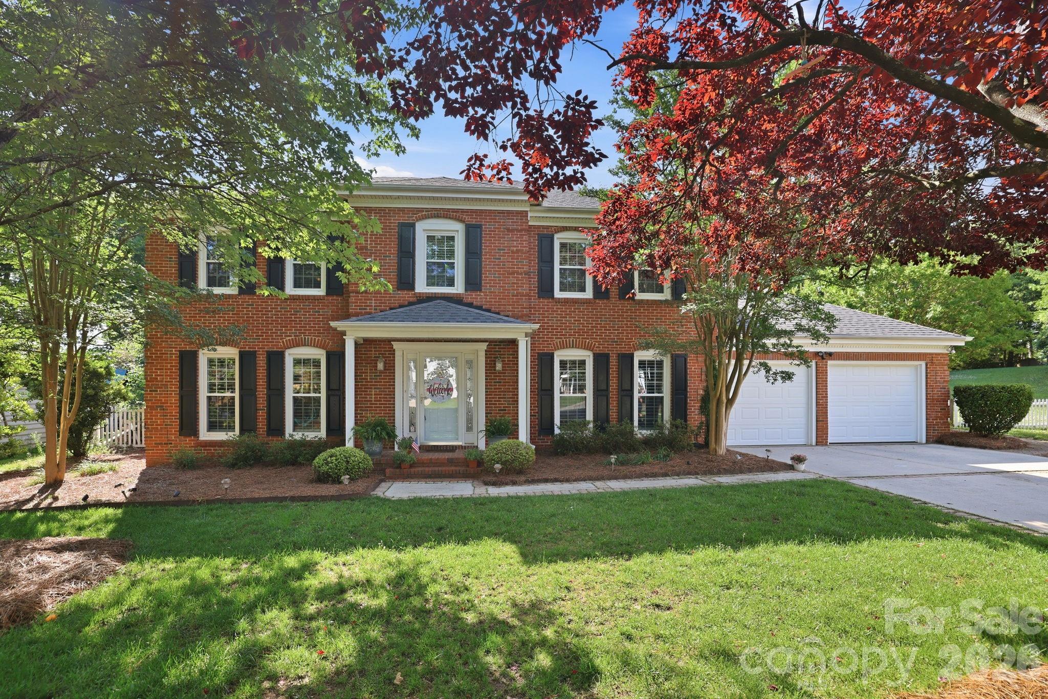 4612 Deanscroft Drive — Charlotte