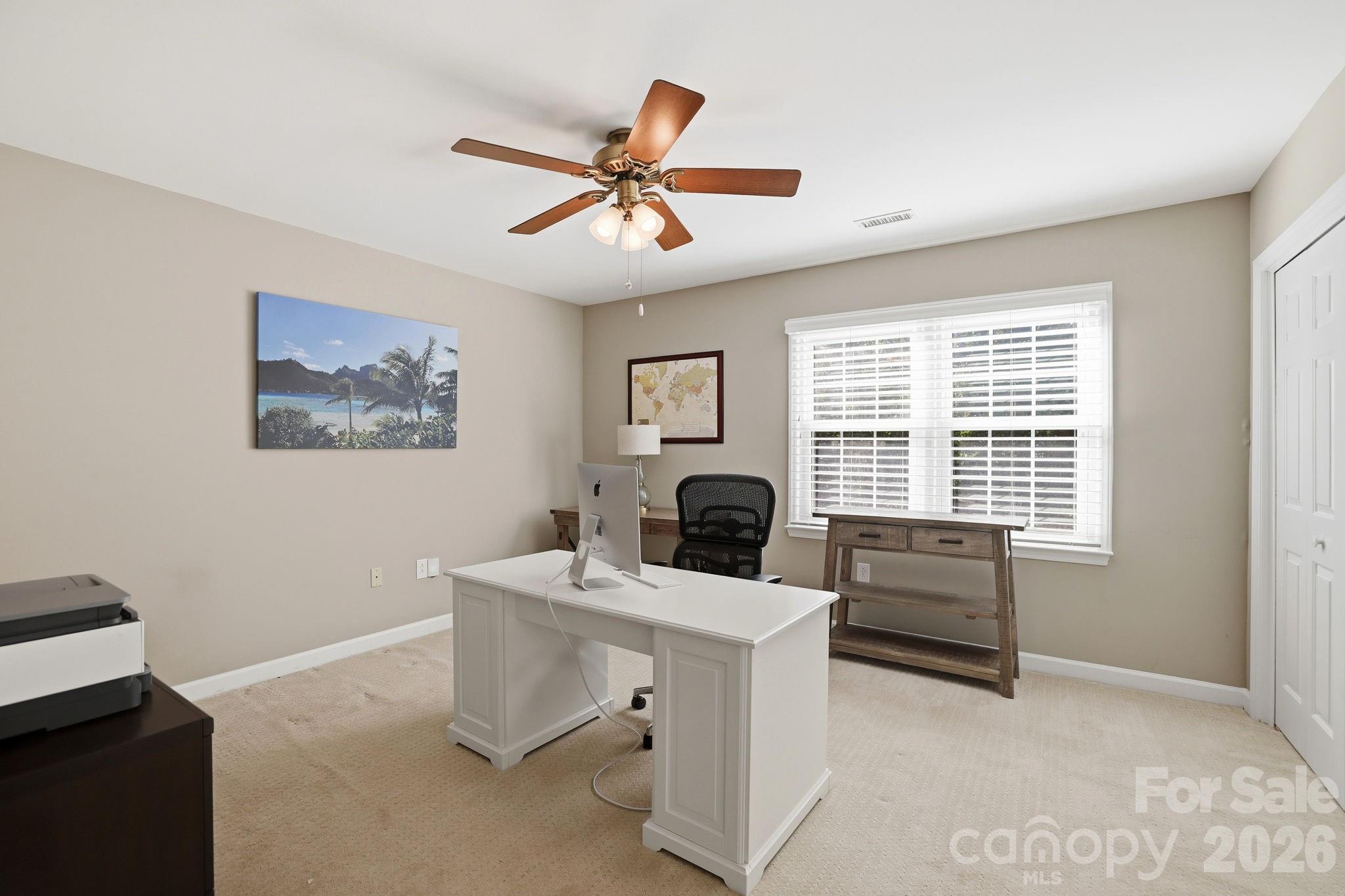 4612 Deanscroft Drive — Charlotte