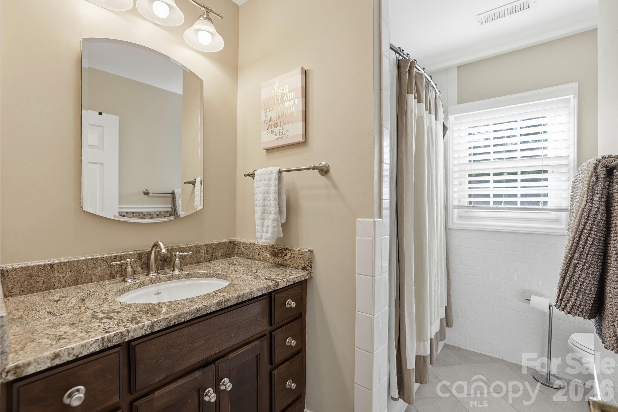 4612 Deanscroft Drive — Charlotte