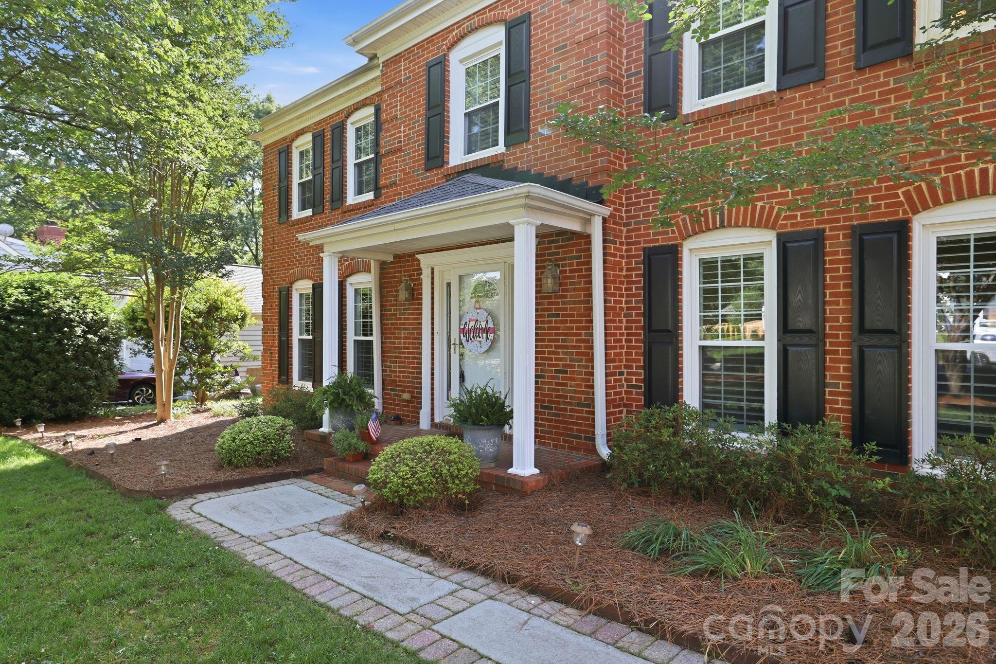 4612 Deanscroft Drive — Charlotte