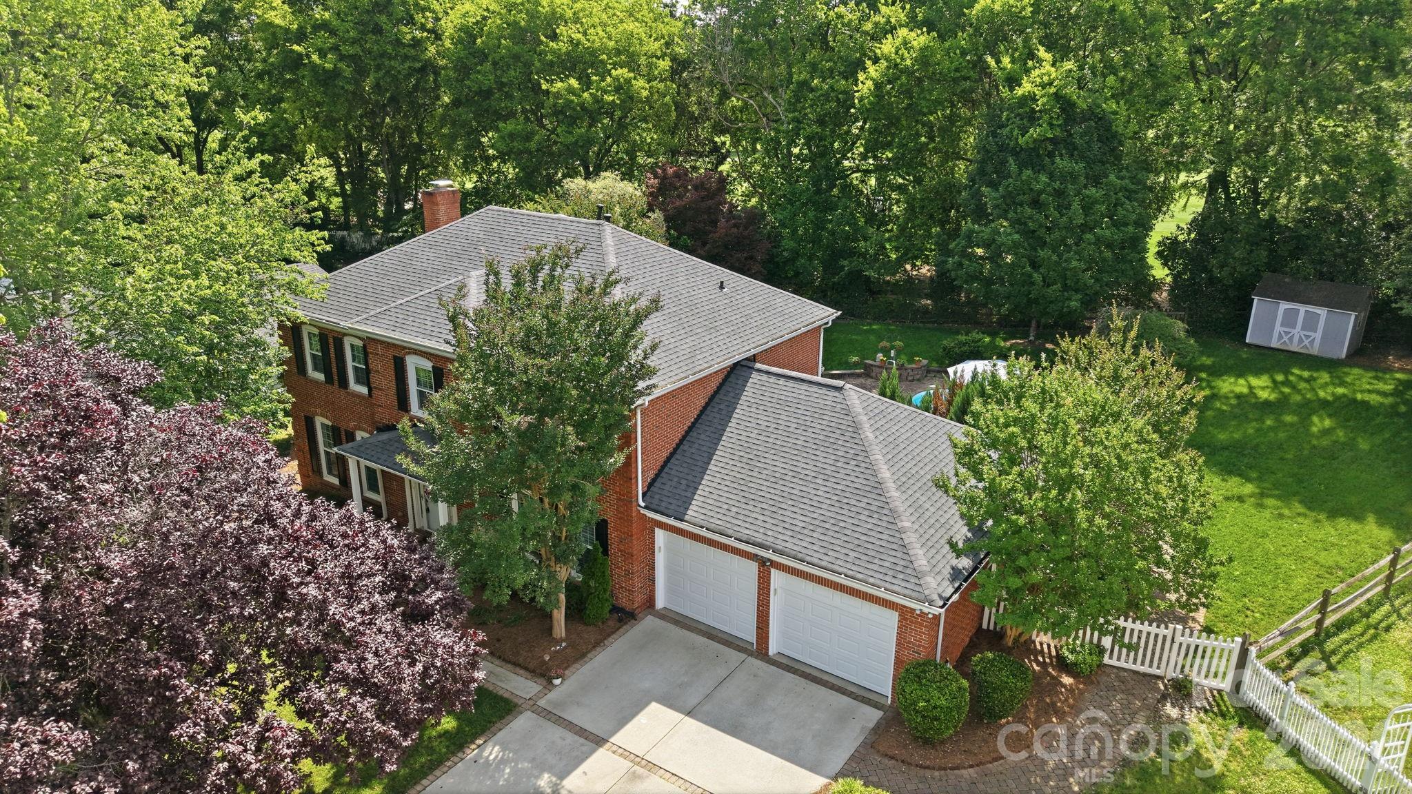 4612 Deanscroft Drive — Charlotte