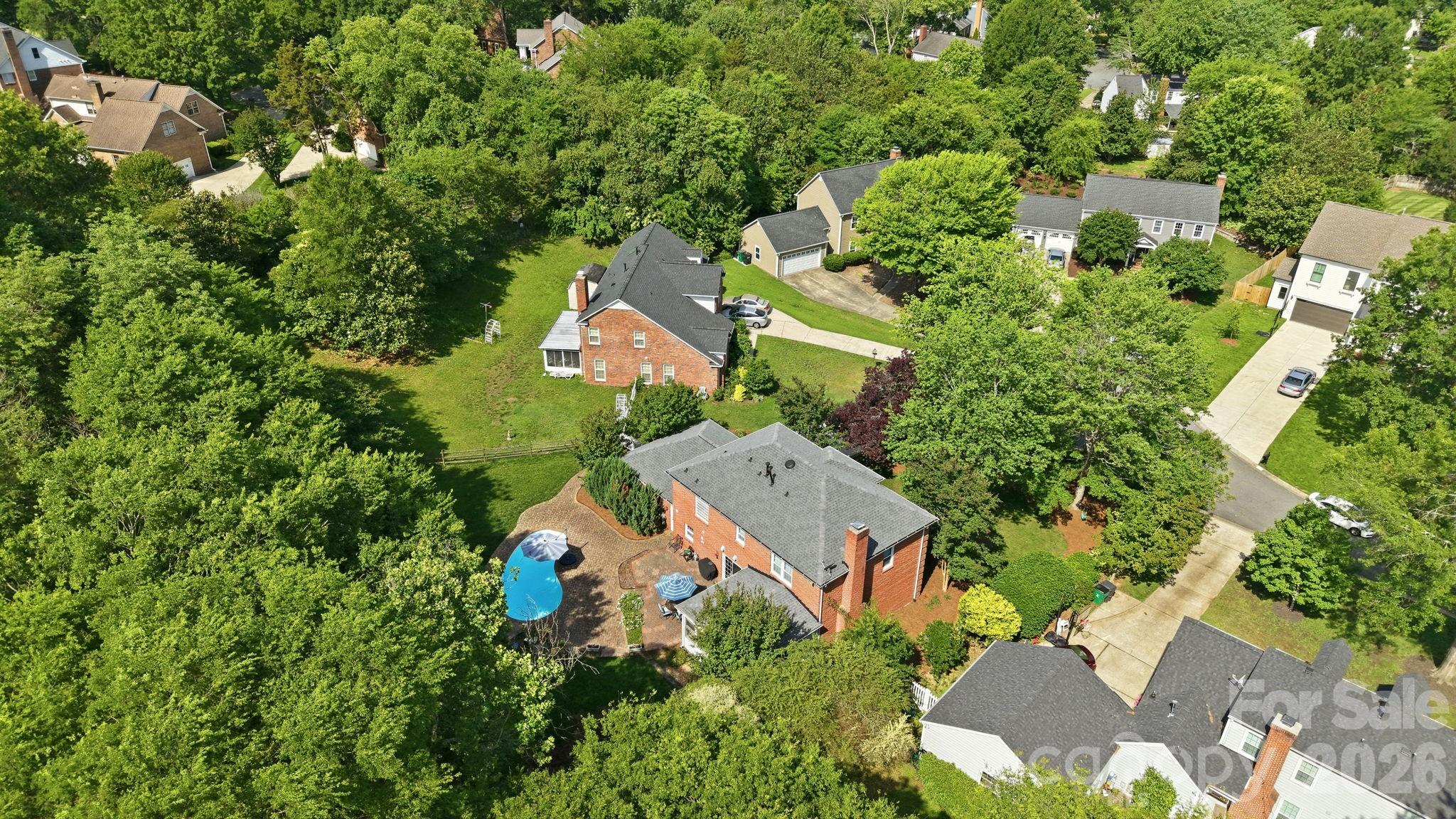4612 Deanscroft Drive — Charlotte