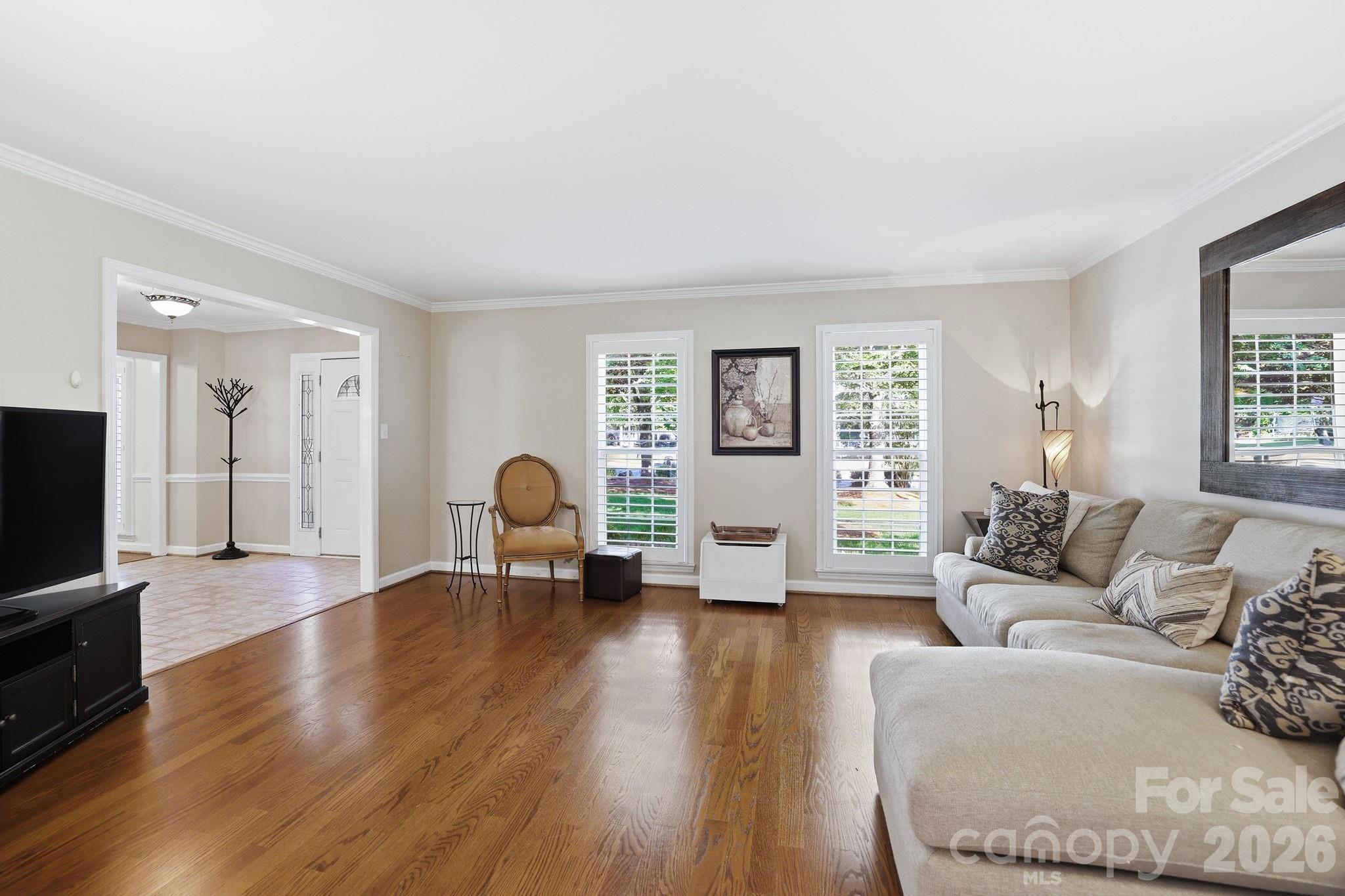 4612 Deanscroft Drive — Charlotte