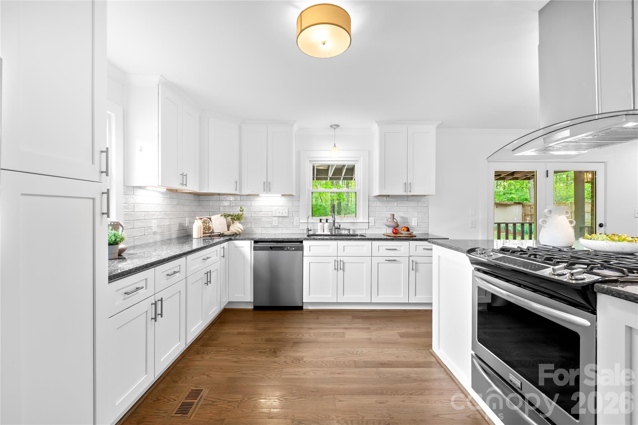 6002 Lake Road — Mint Hill