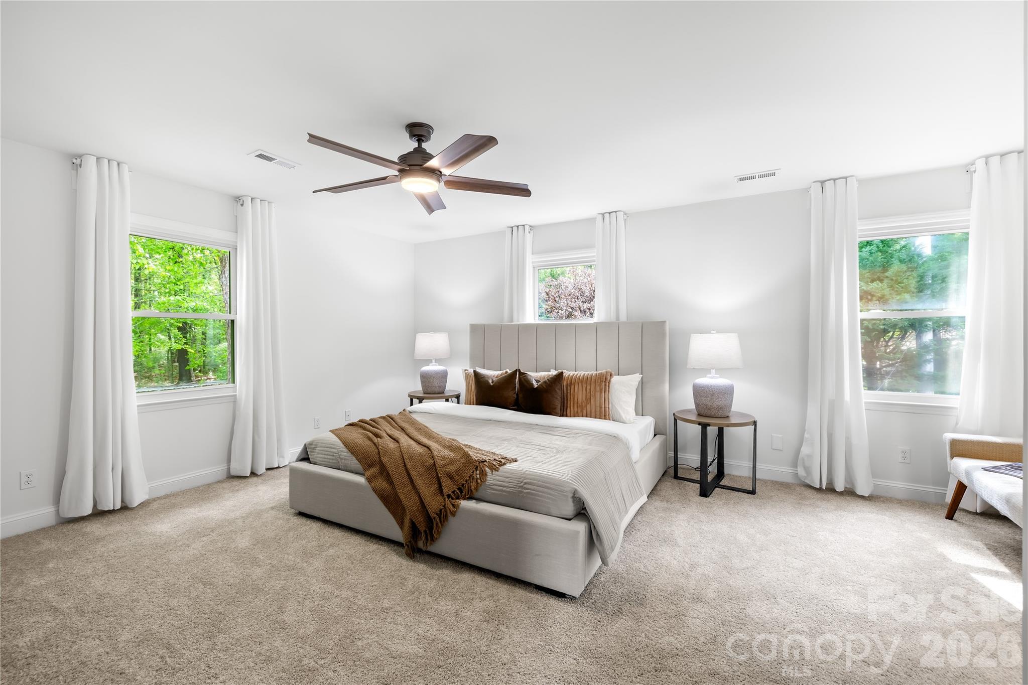 6002 Lake Road — Mint Hill