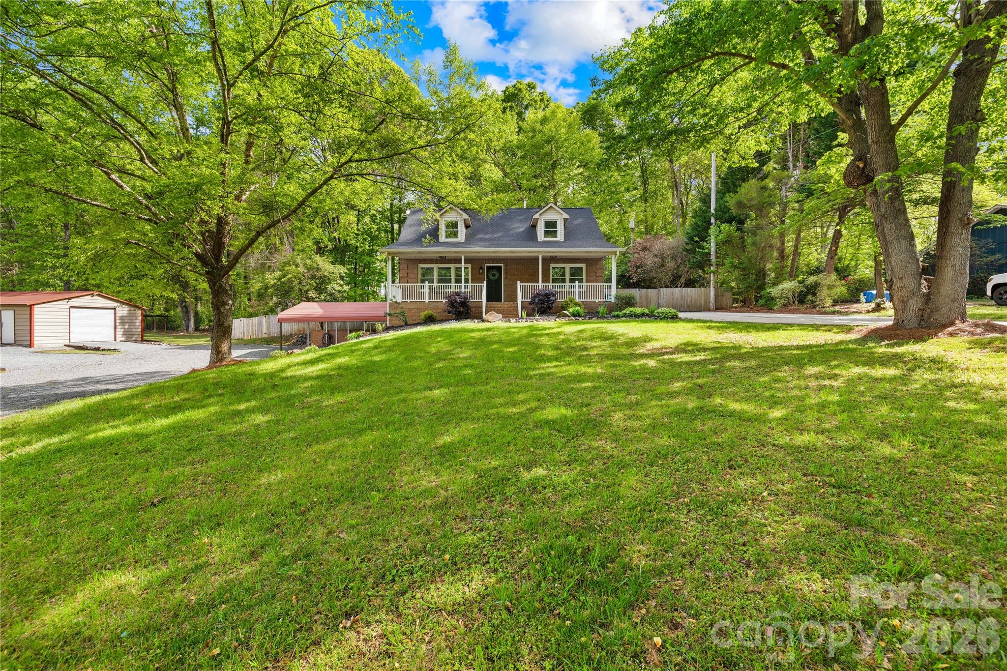6002 Lake Road — Mint Hill