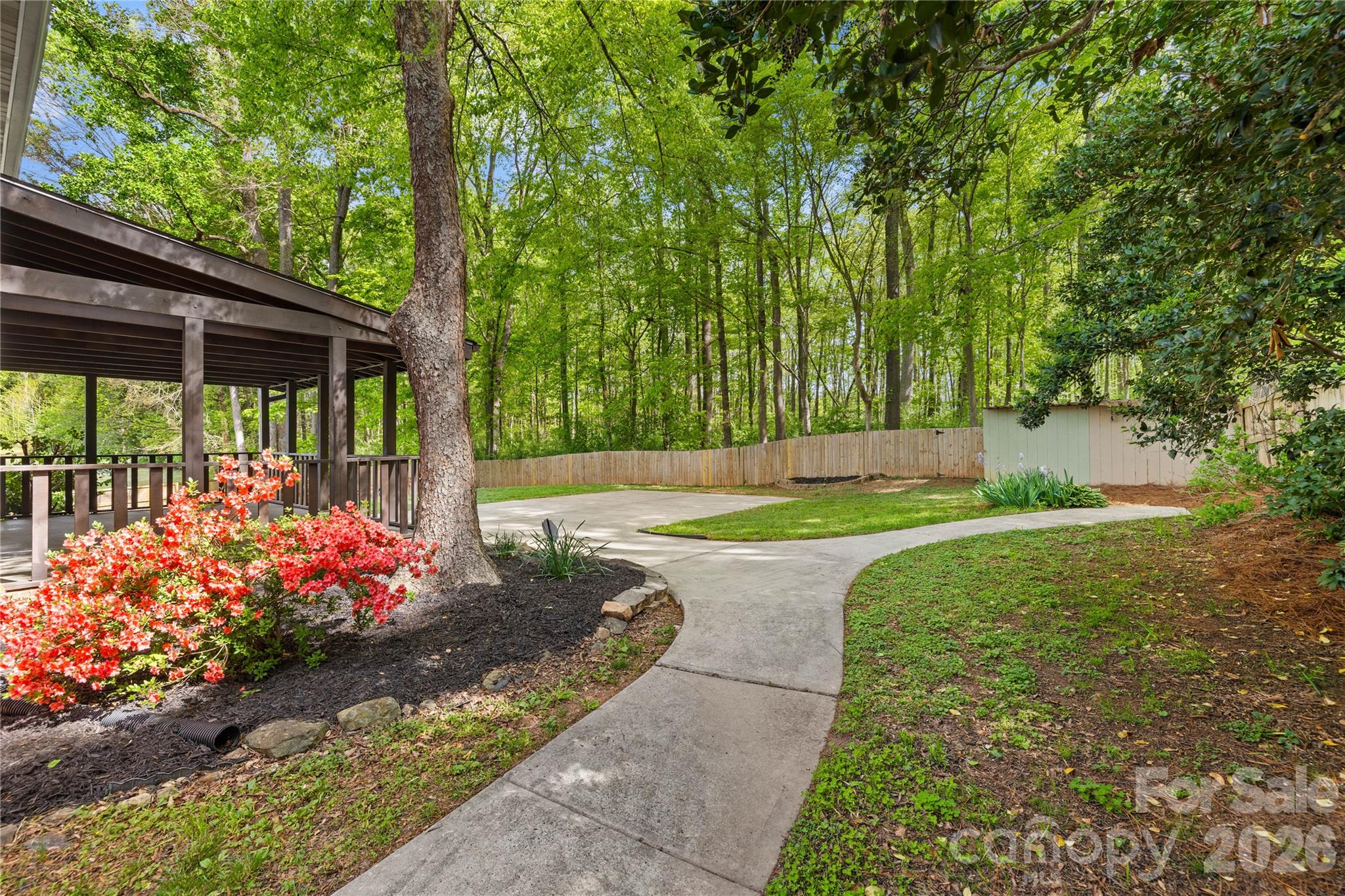 6002 Lake Road — Mint Hill