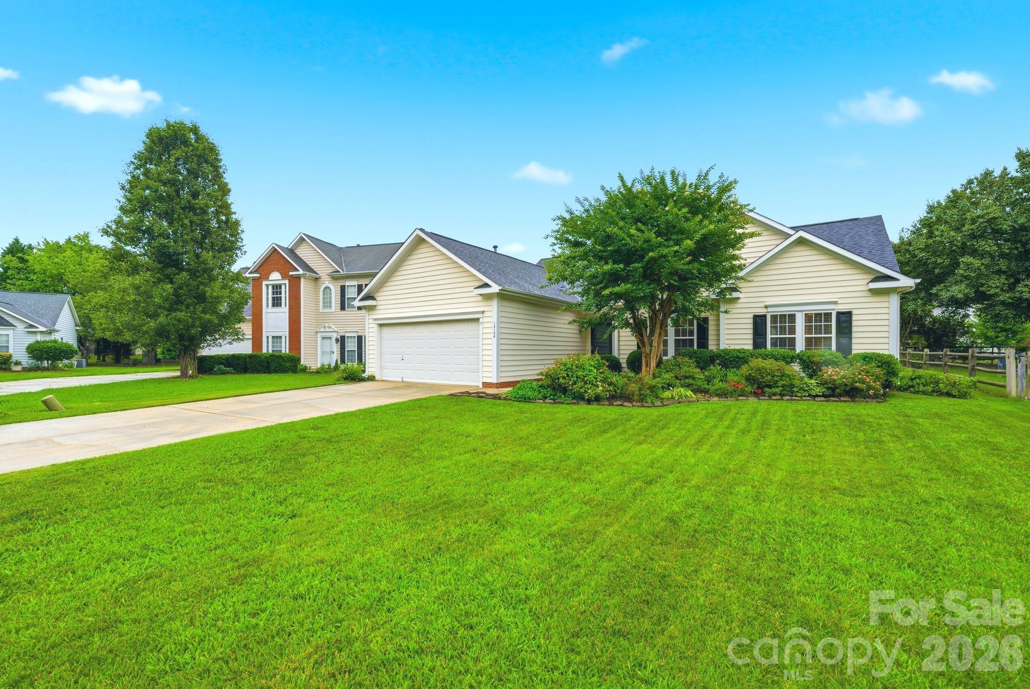 12126 Wild Garden Court — Charlotte