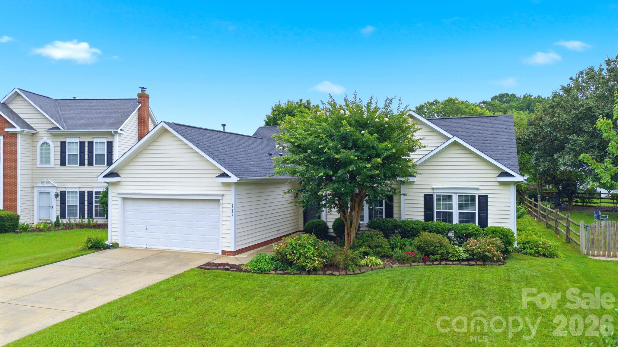 12126 Wild Garden Court — Charlotte