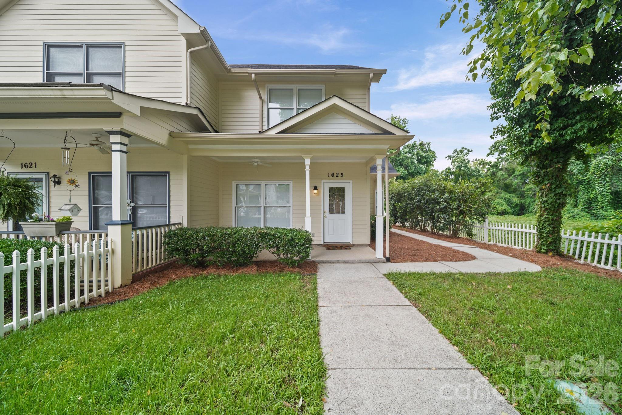 1625 Begonia Way — Rock Hill