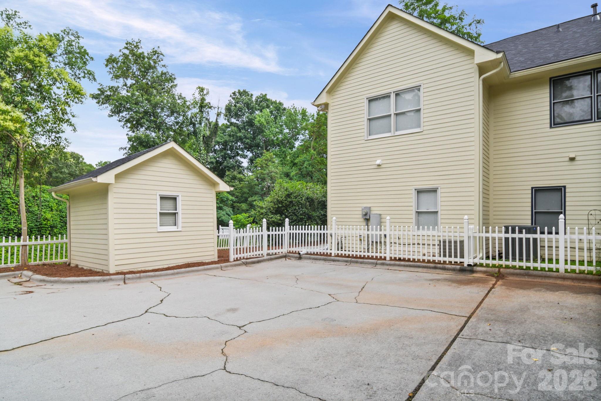 1625 Begonia Way — Rock Hill