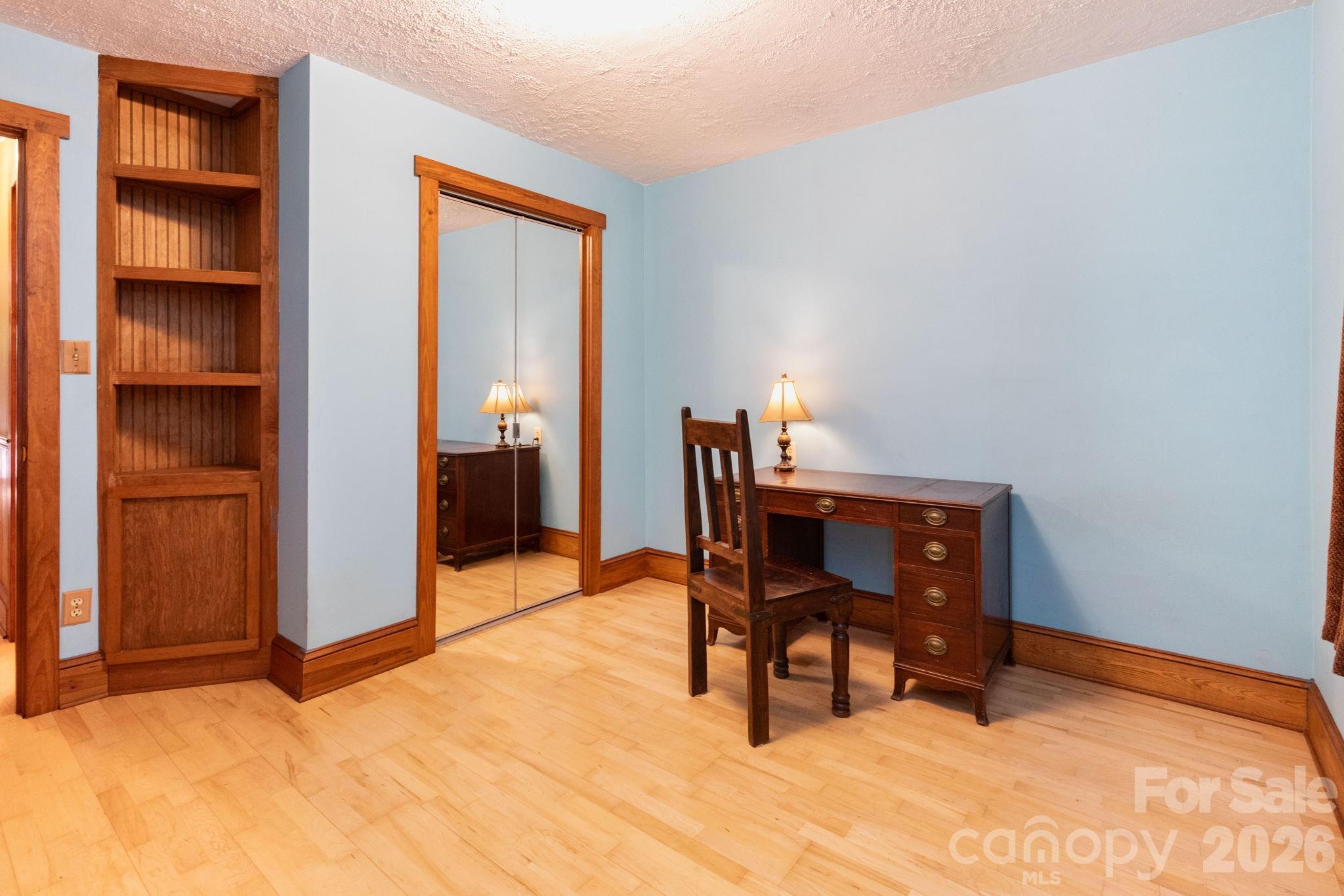 168 Blossom Ridge — Leicester