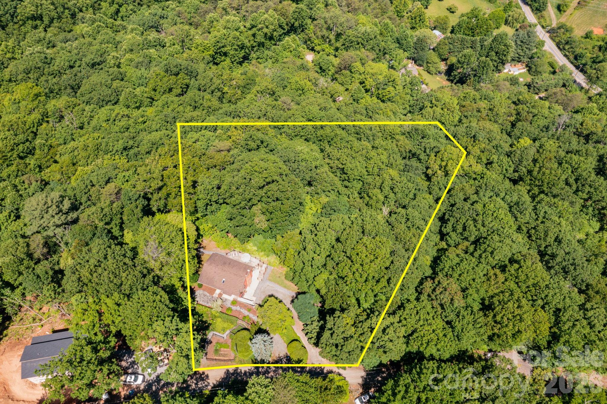 168 Blossom Ridge — Leicester