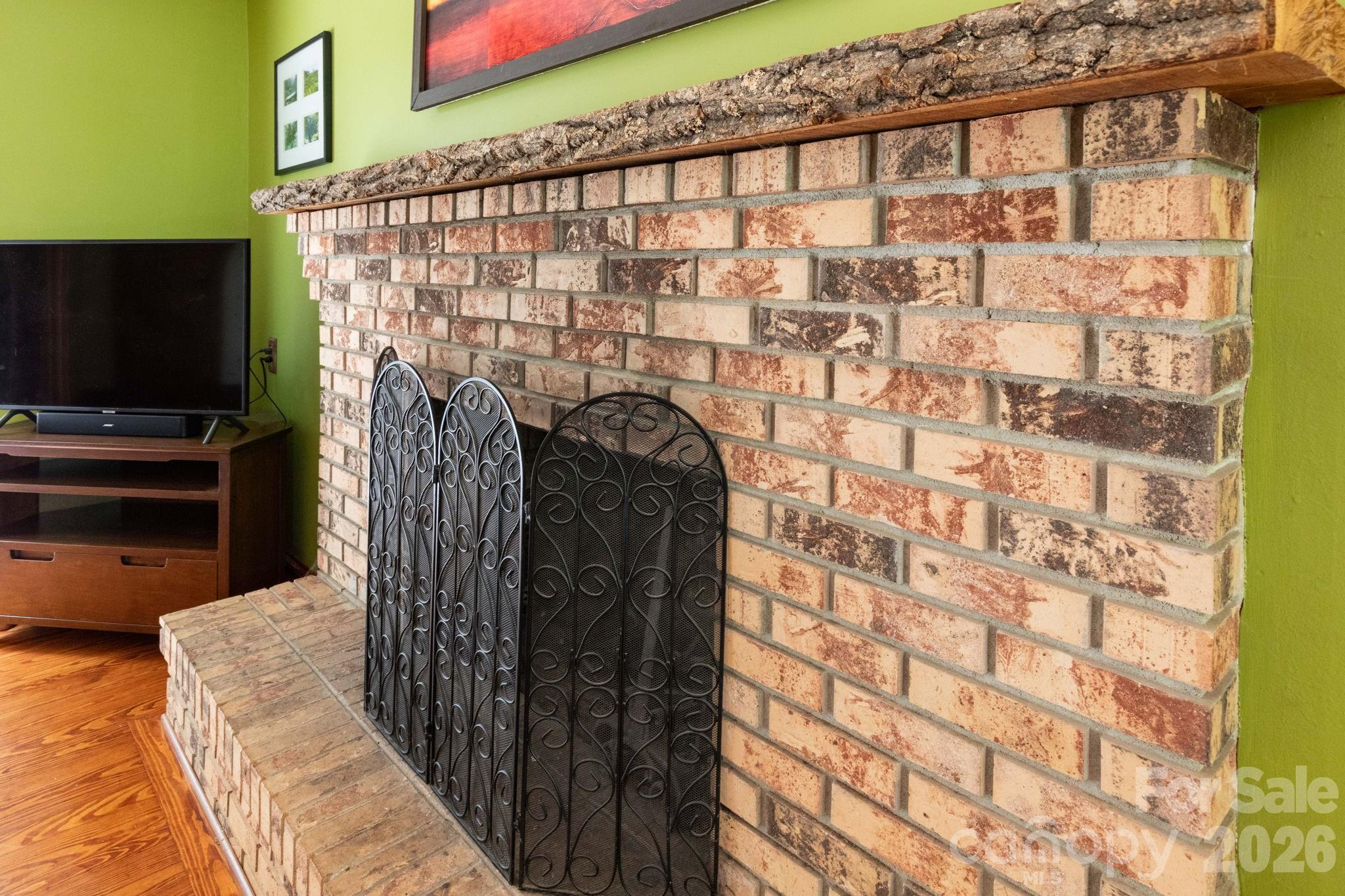 168 Blossom Ridge — Leicester