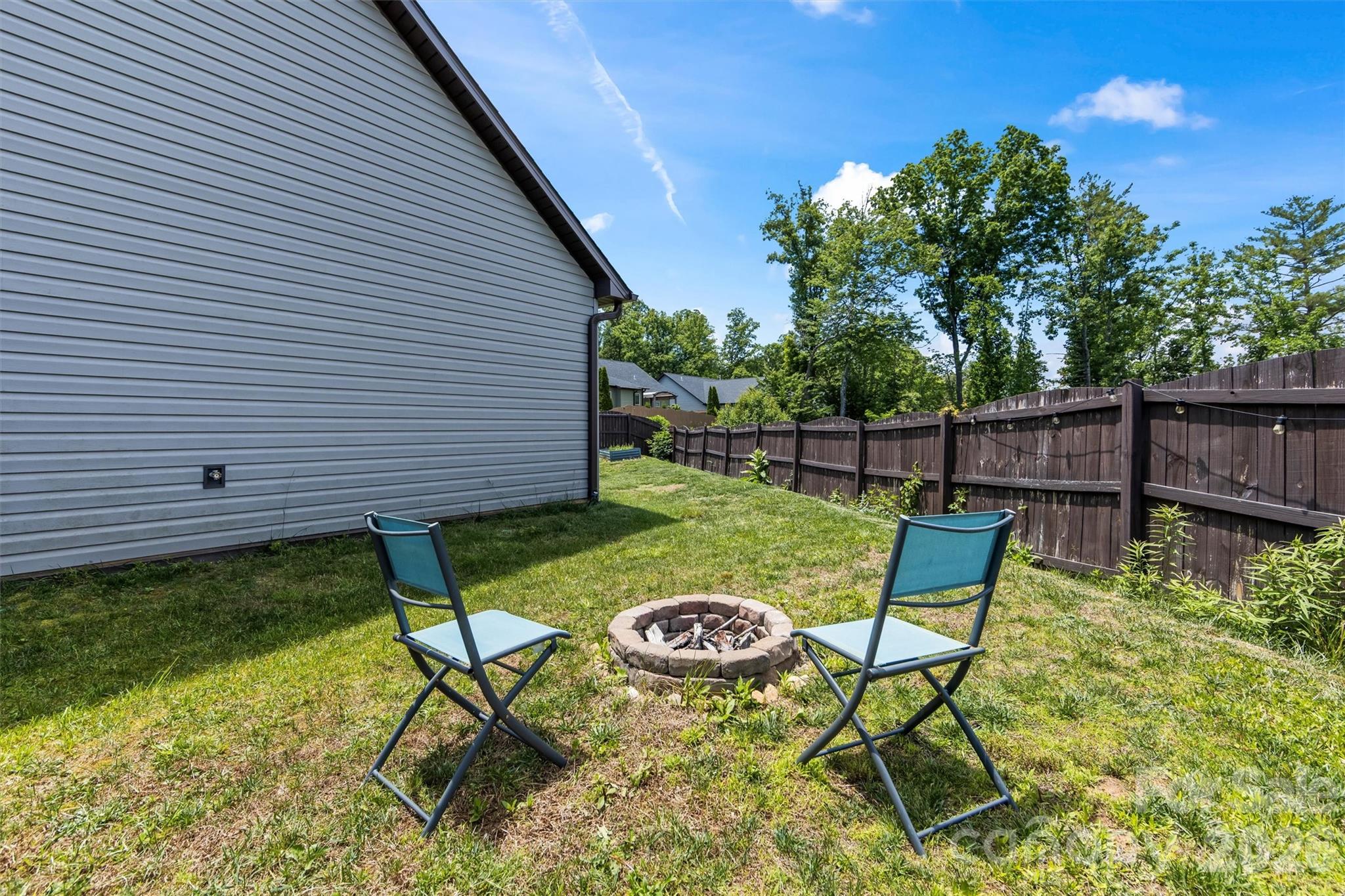 115 Water Leaf Drive — Weaverville
