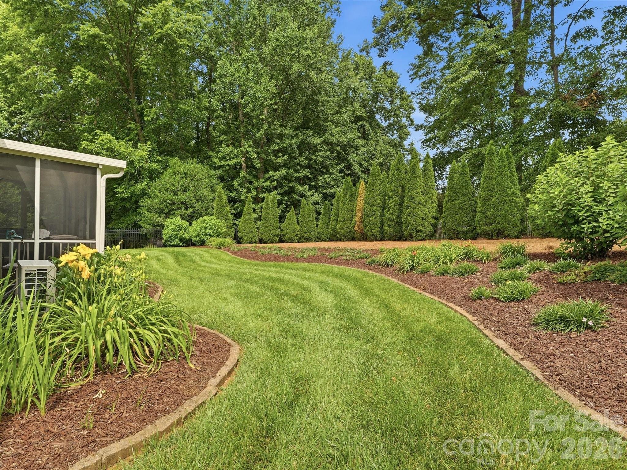 2106 Brookberry Lane — Gastonia