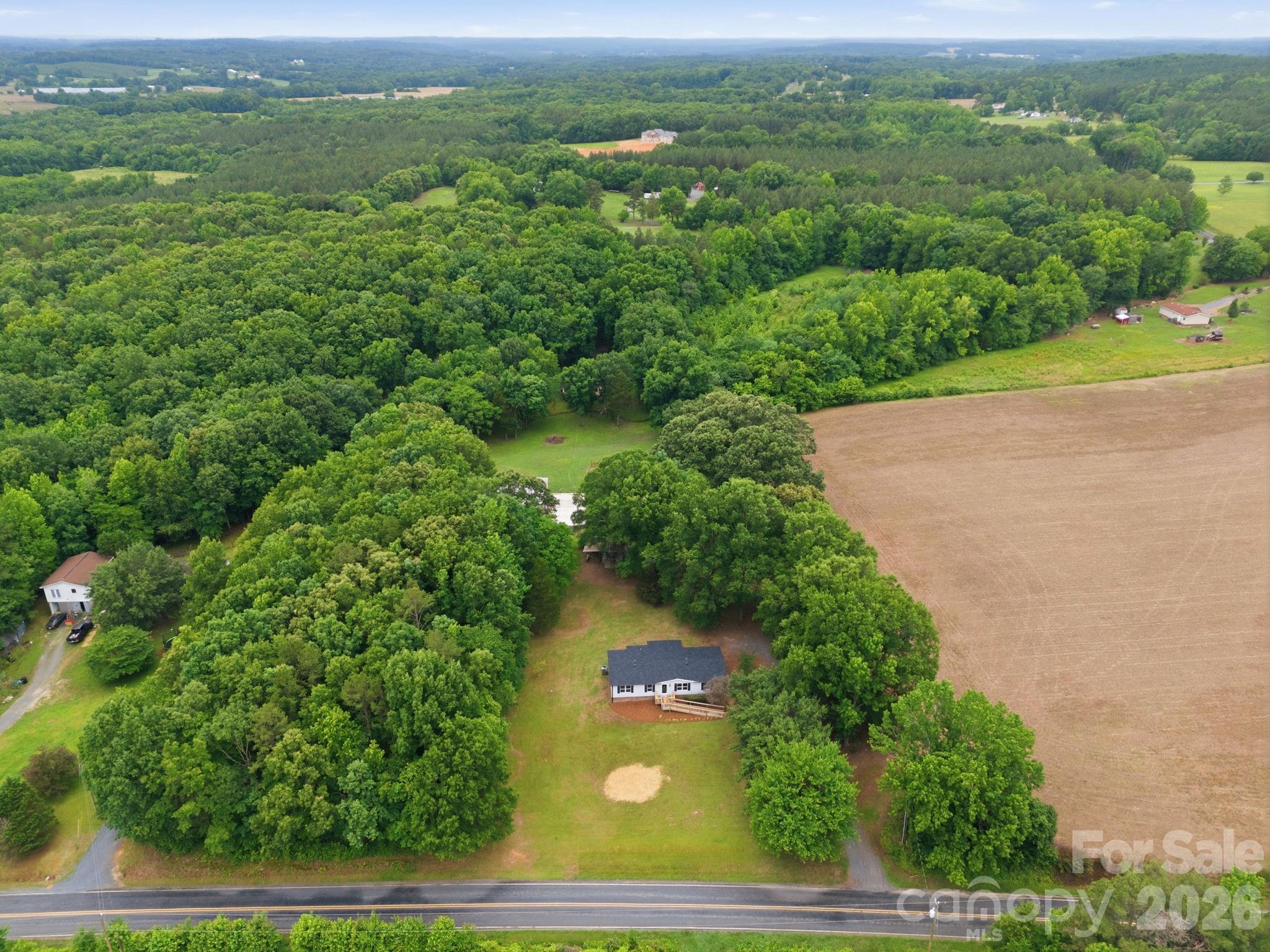 19082 Bear Creek Church Road — Richfield