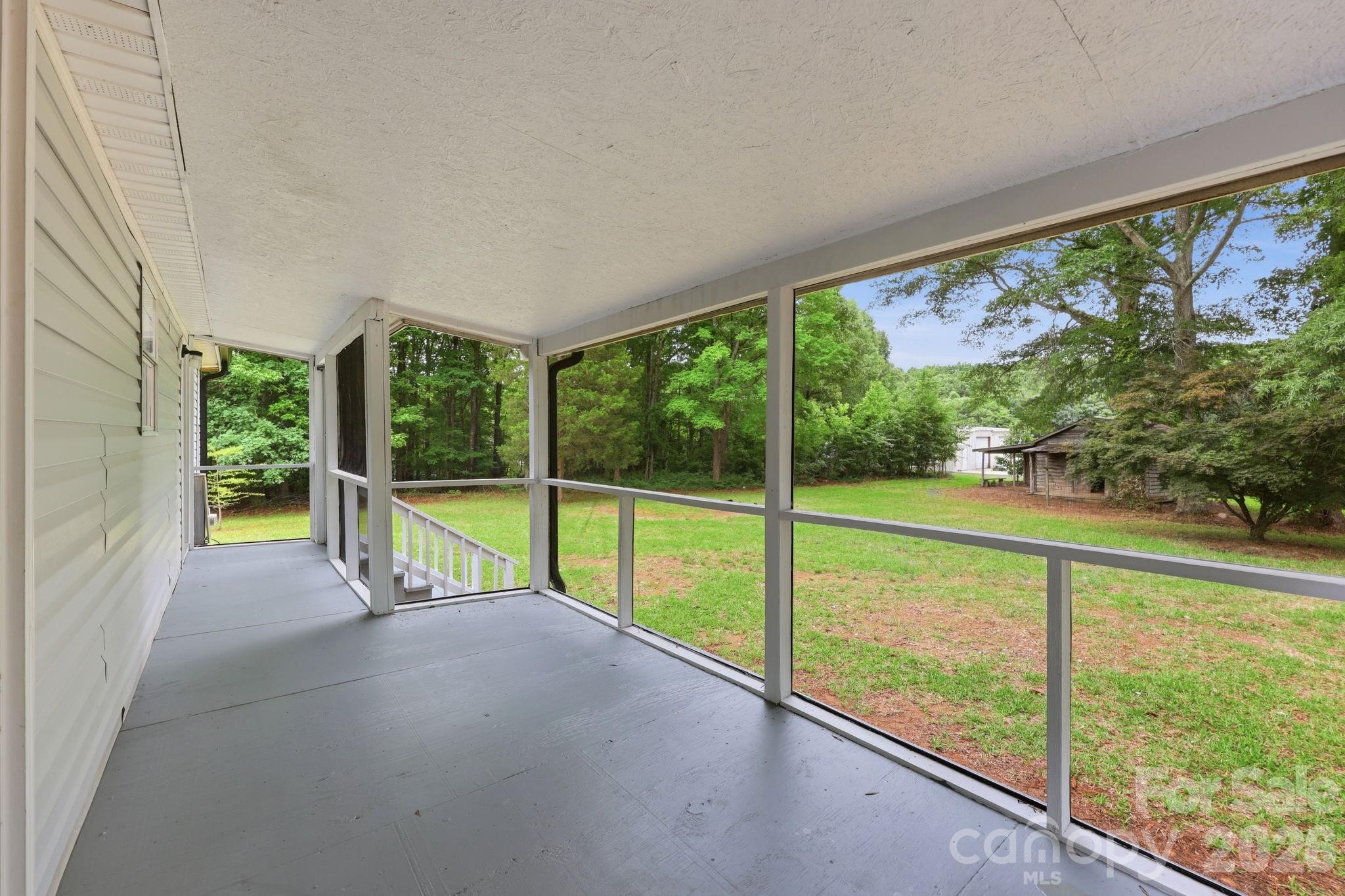 19082 Bear Creek Church Road — Richfield