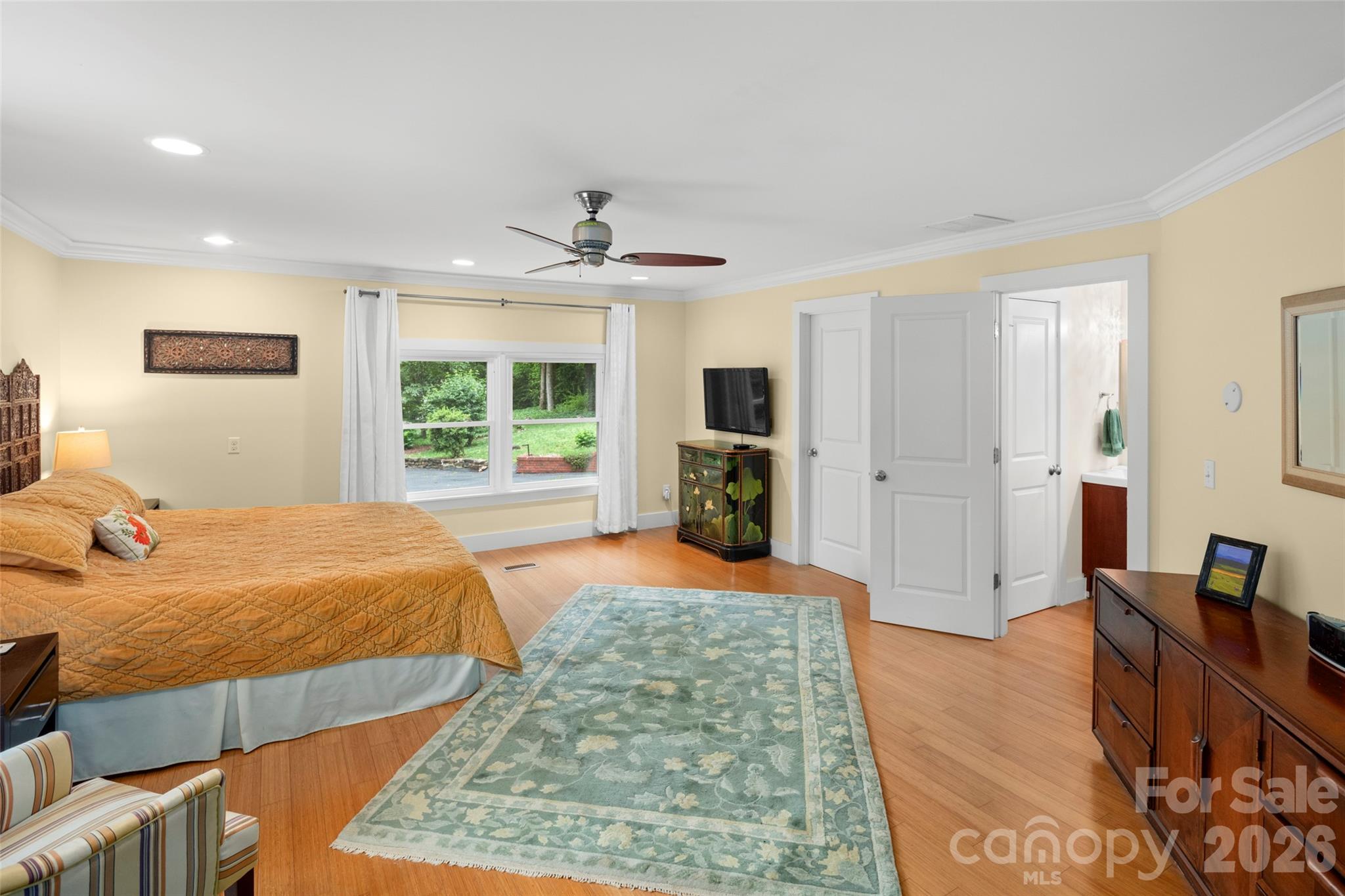 126 Mockingbird Drive — Hendersonville