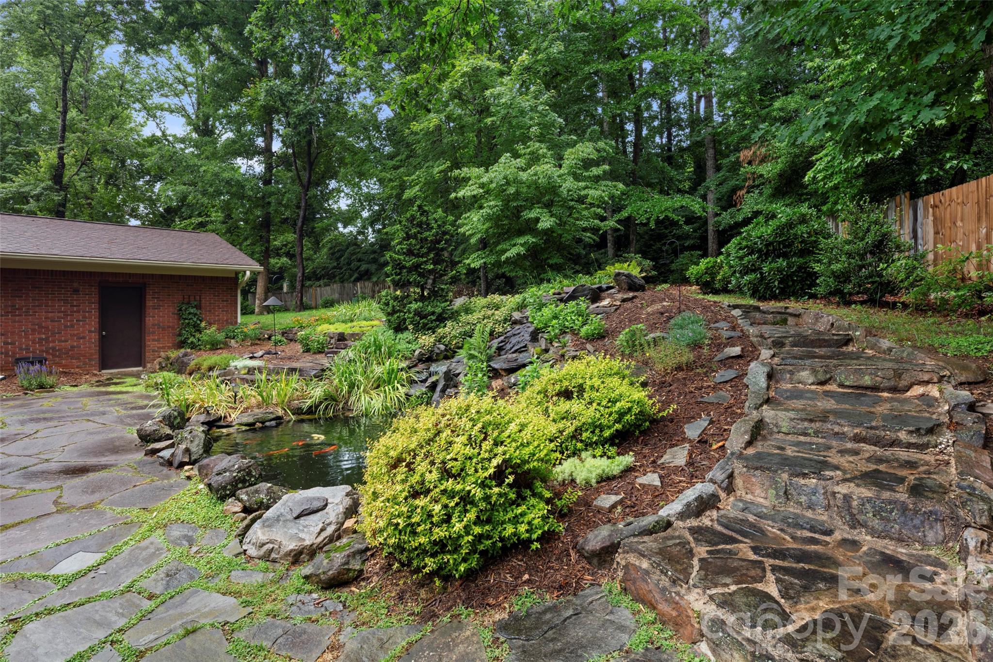 126 Mockingbird Drive — Hendersonville