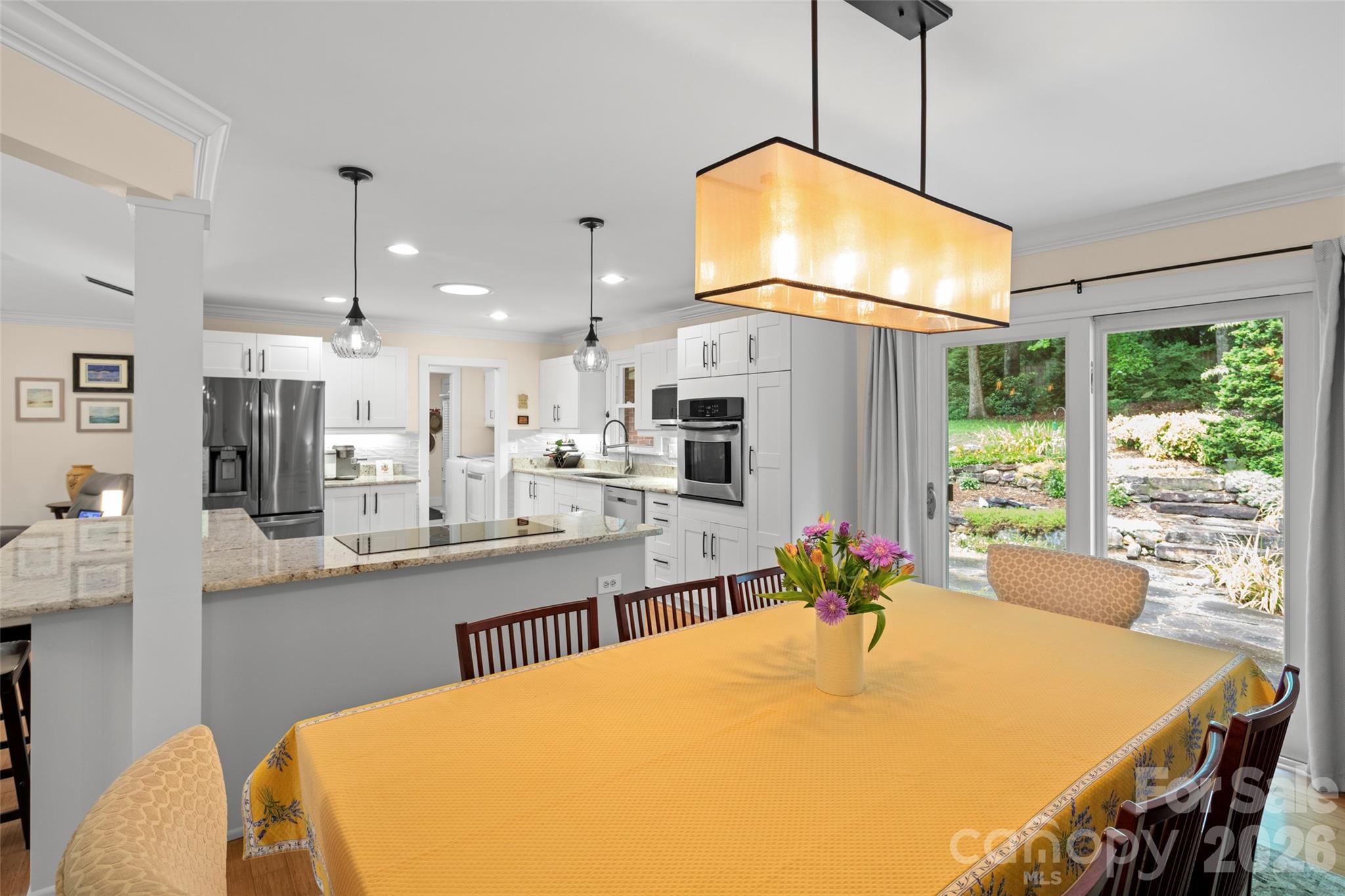 126 Mockingbird Drive — Hendersonville