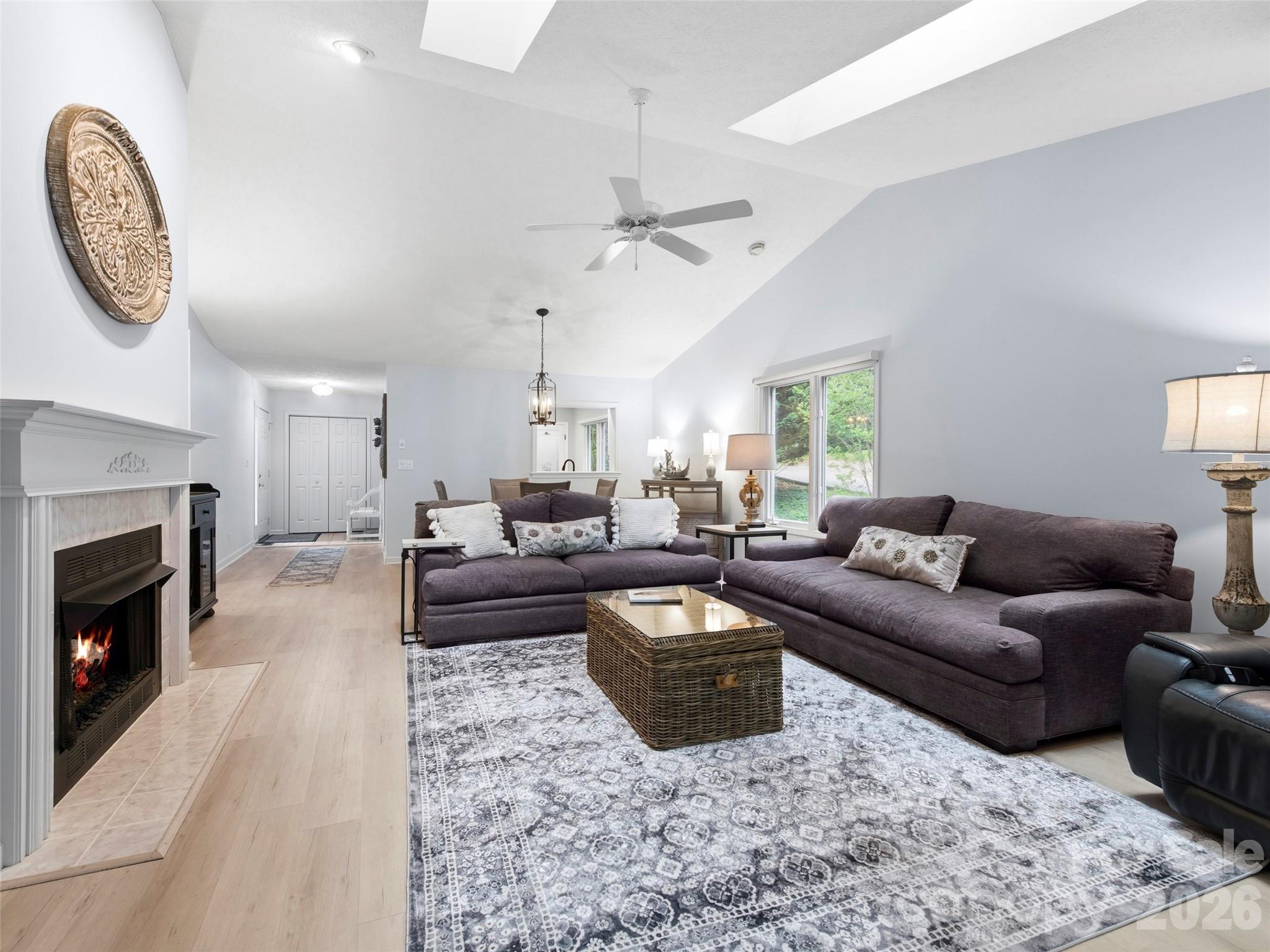 83 Laurel Ridge Place — Hendersonville