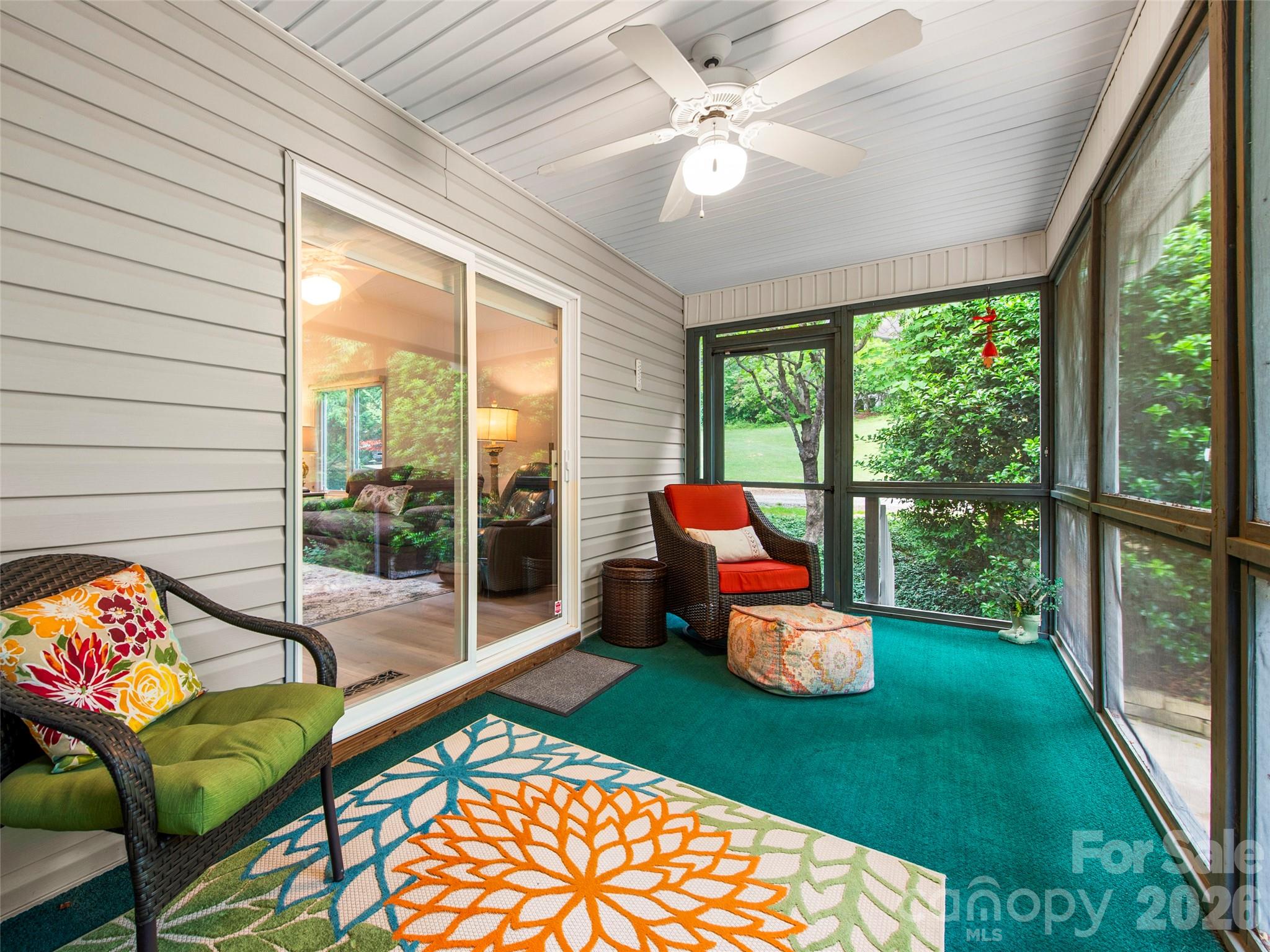 83 Laurel Ridge Place — Hendersonville