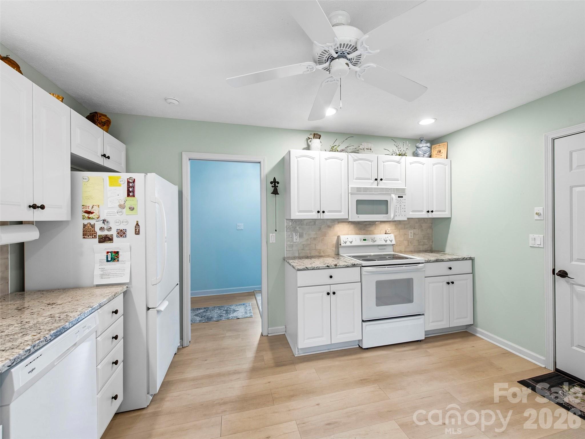 83 Laurel Ridge Place — Hendersonville