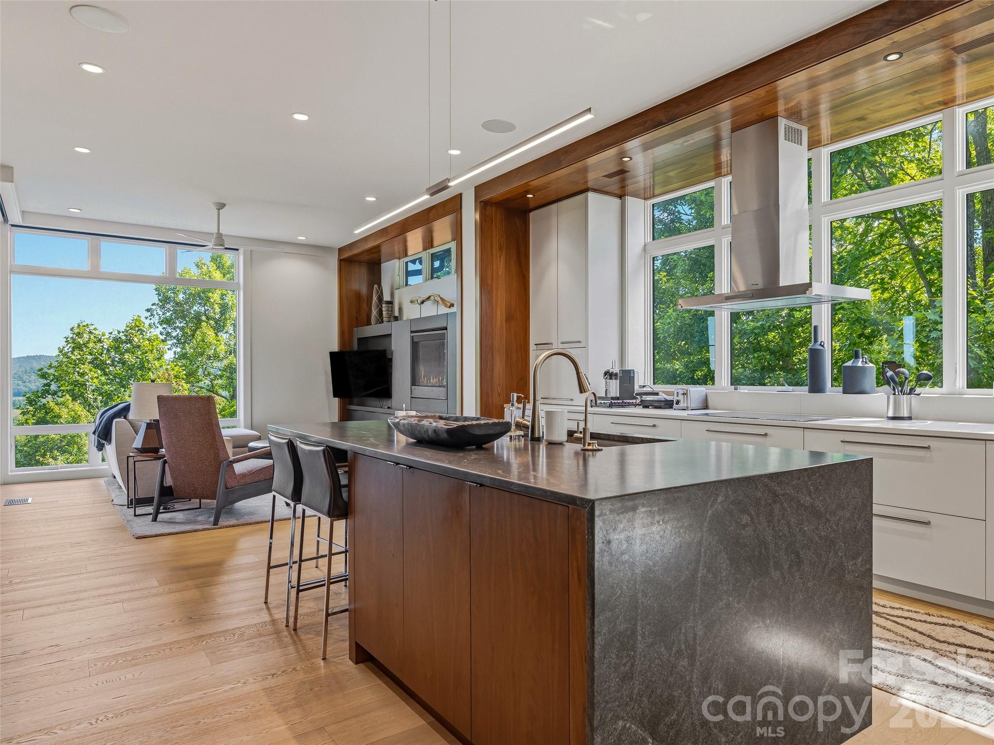 1121 Timberbluff Way — Arden