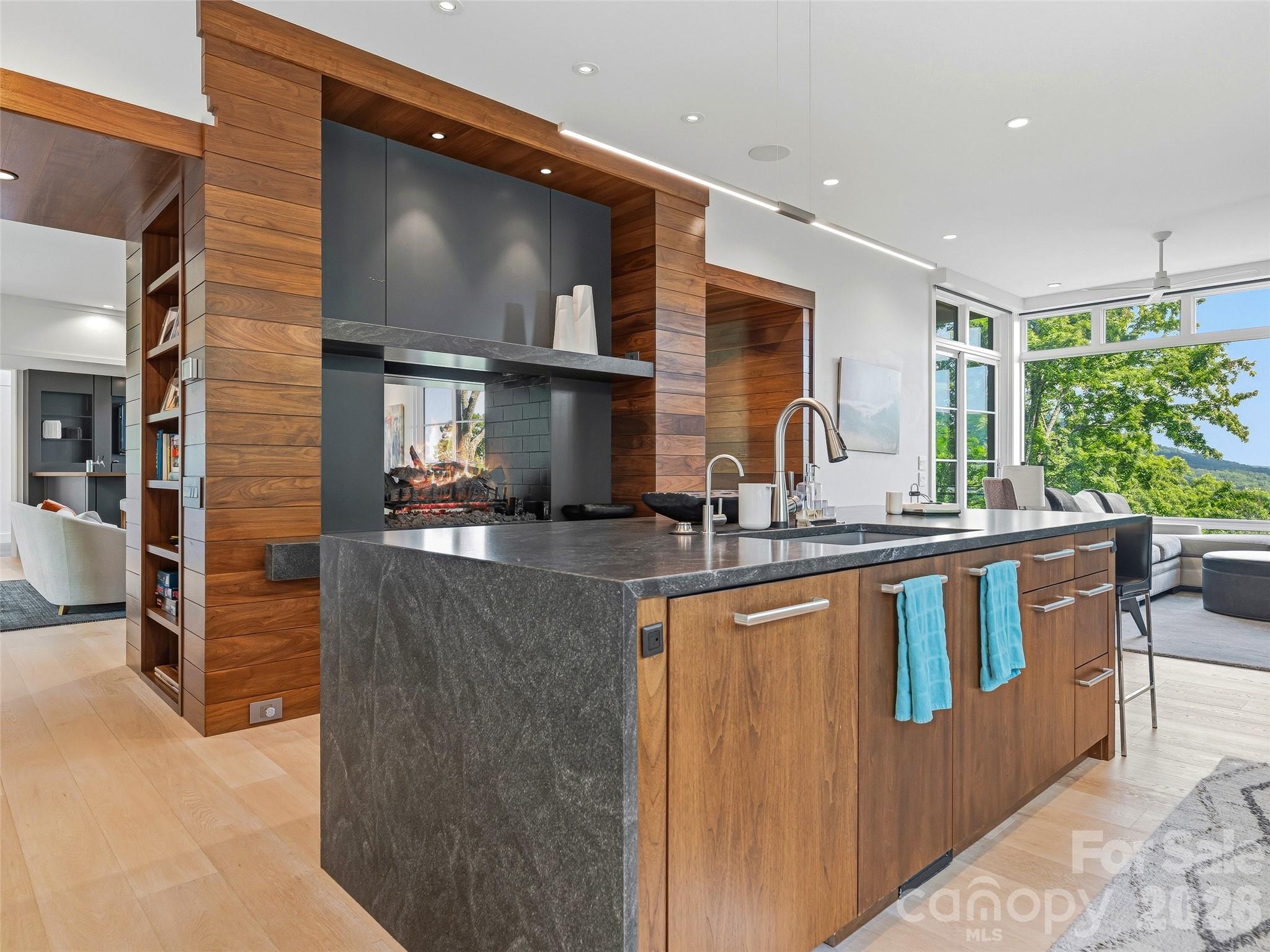 1121 Timberbluff Way — Arden