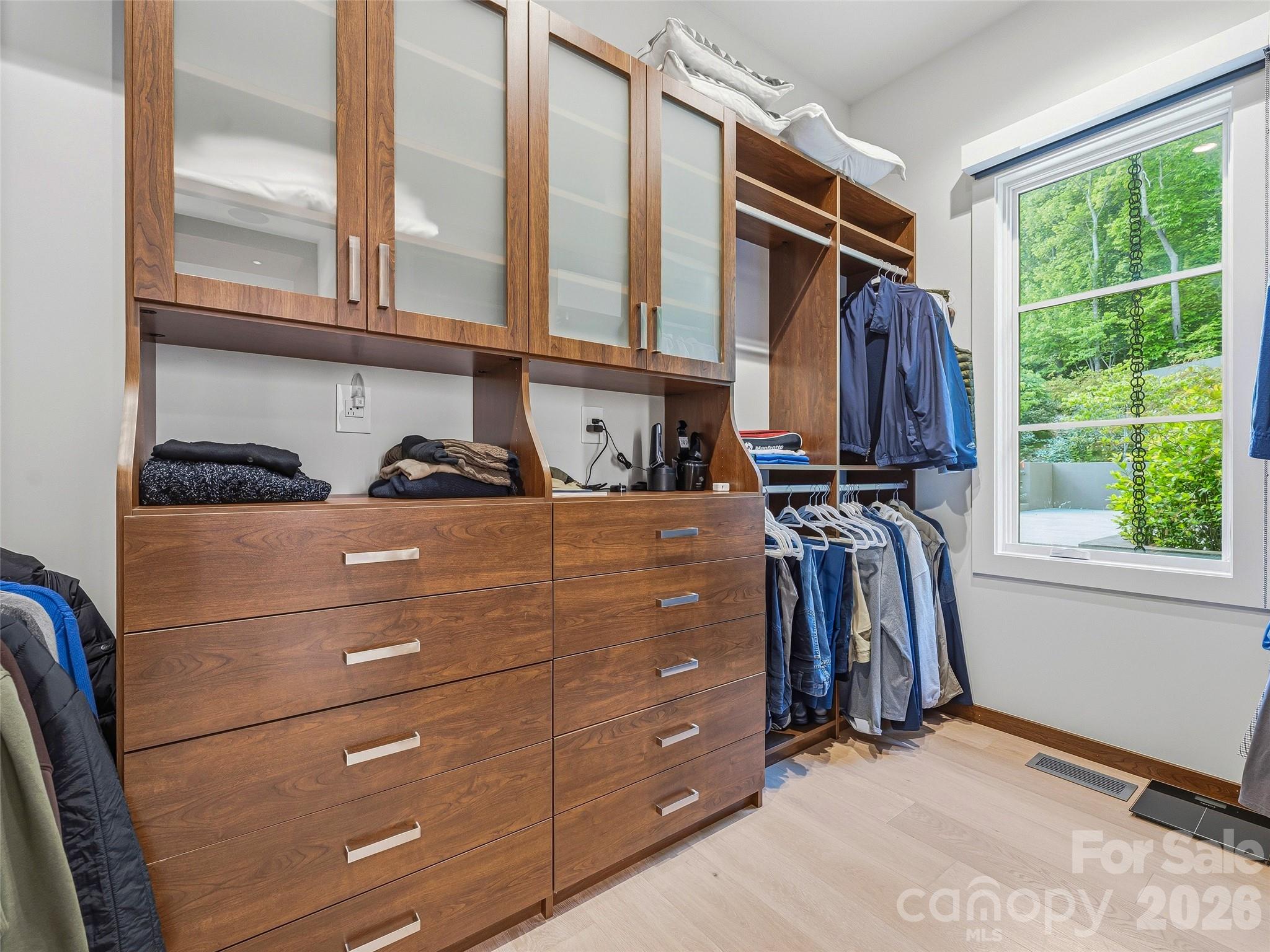 1121 Timberbluff Way — Arden