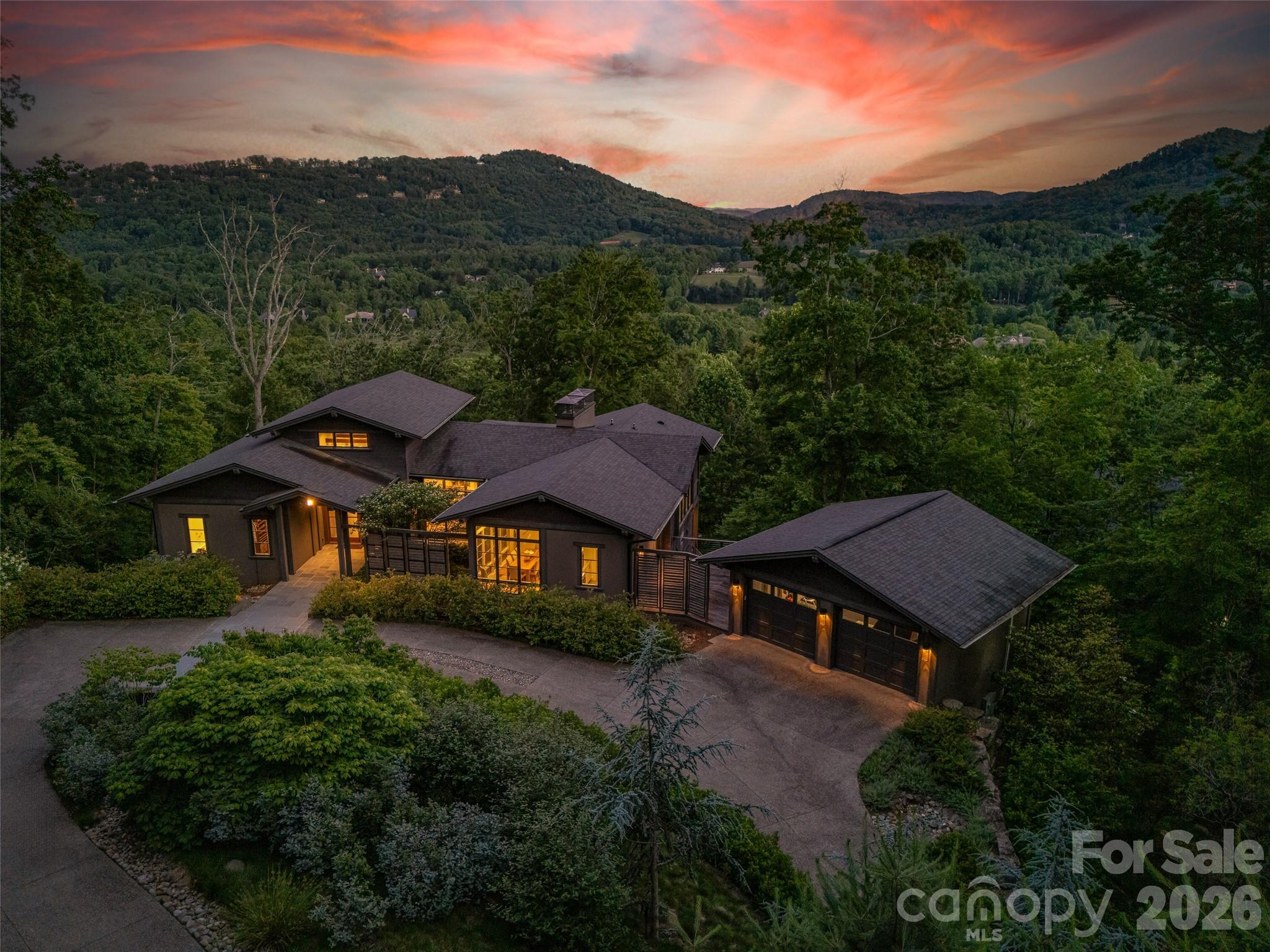 1121 Timberbluff Way — Arden