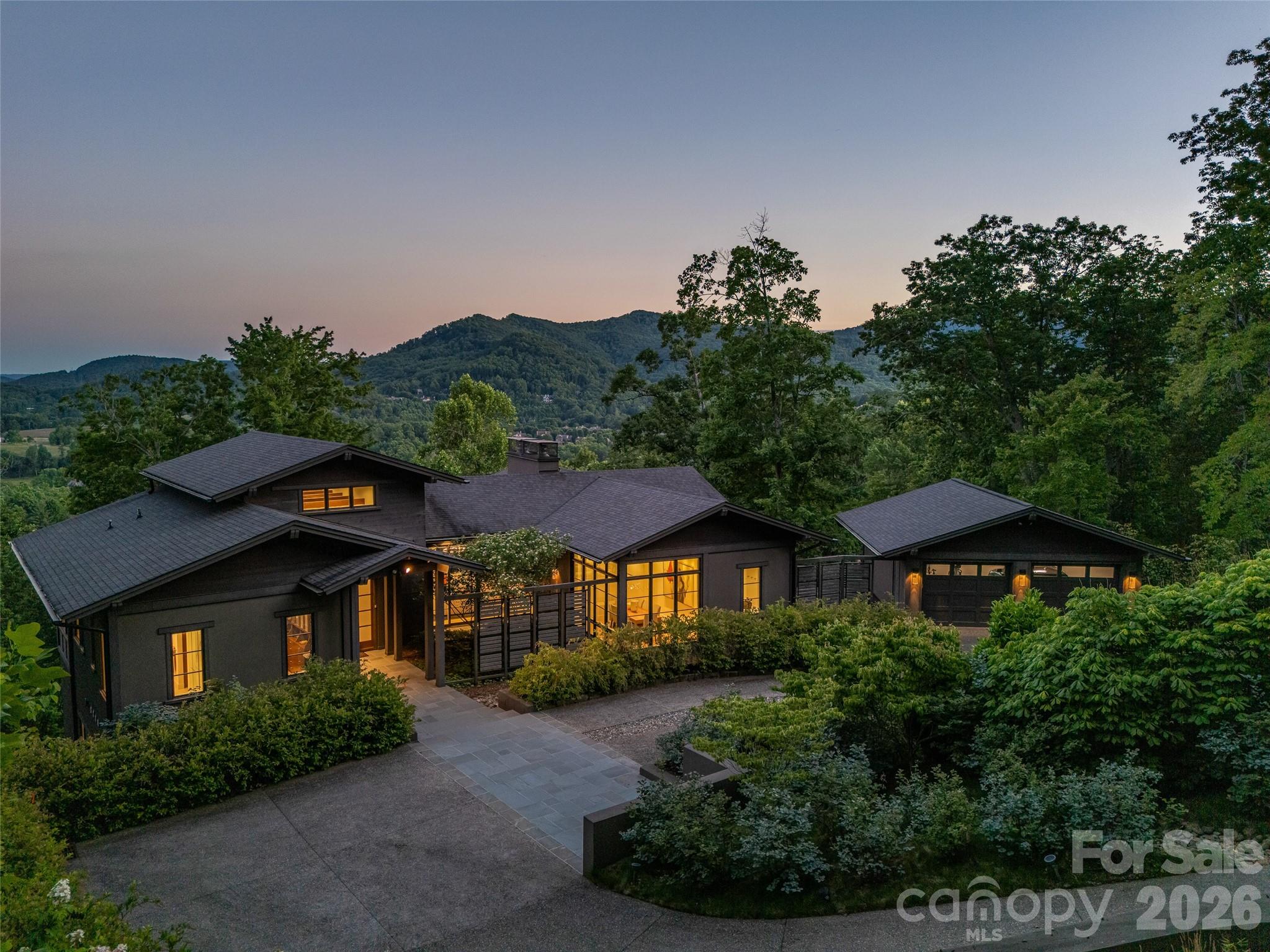 1121 Timberbluff Way — Arden