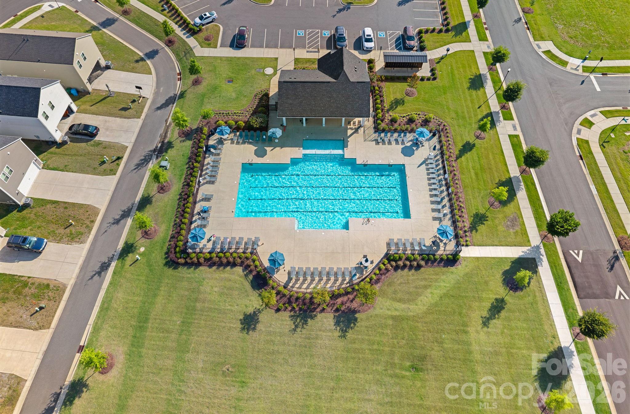 605 Cedar Knoll Circle — Pineville