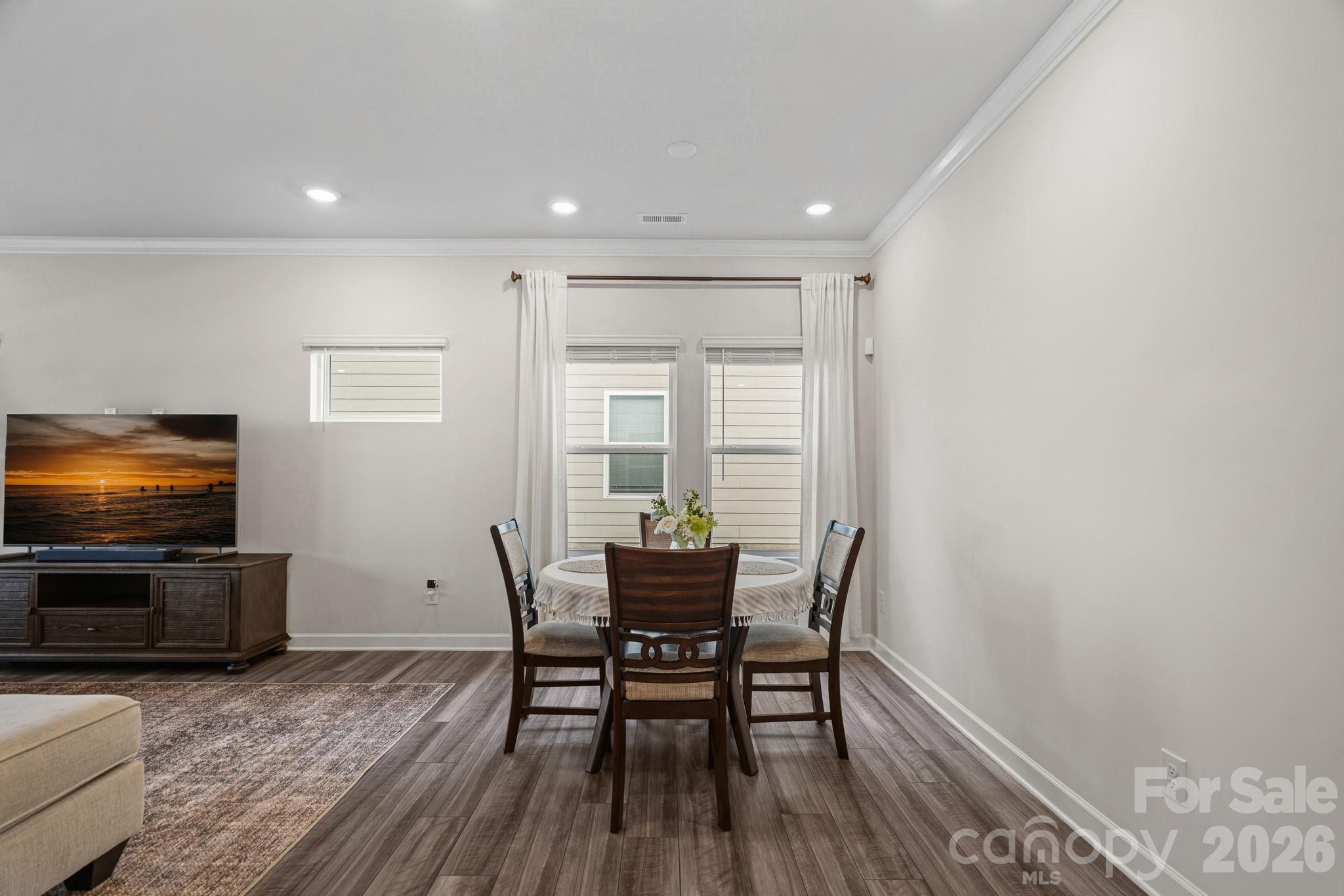 605 Cedar Knoll Circle — Pineville