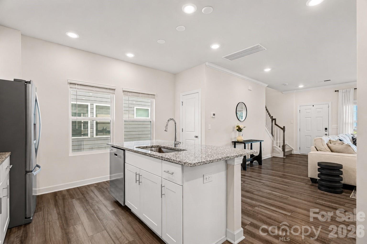 605 Cedar Knoll Circle — Pineville