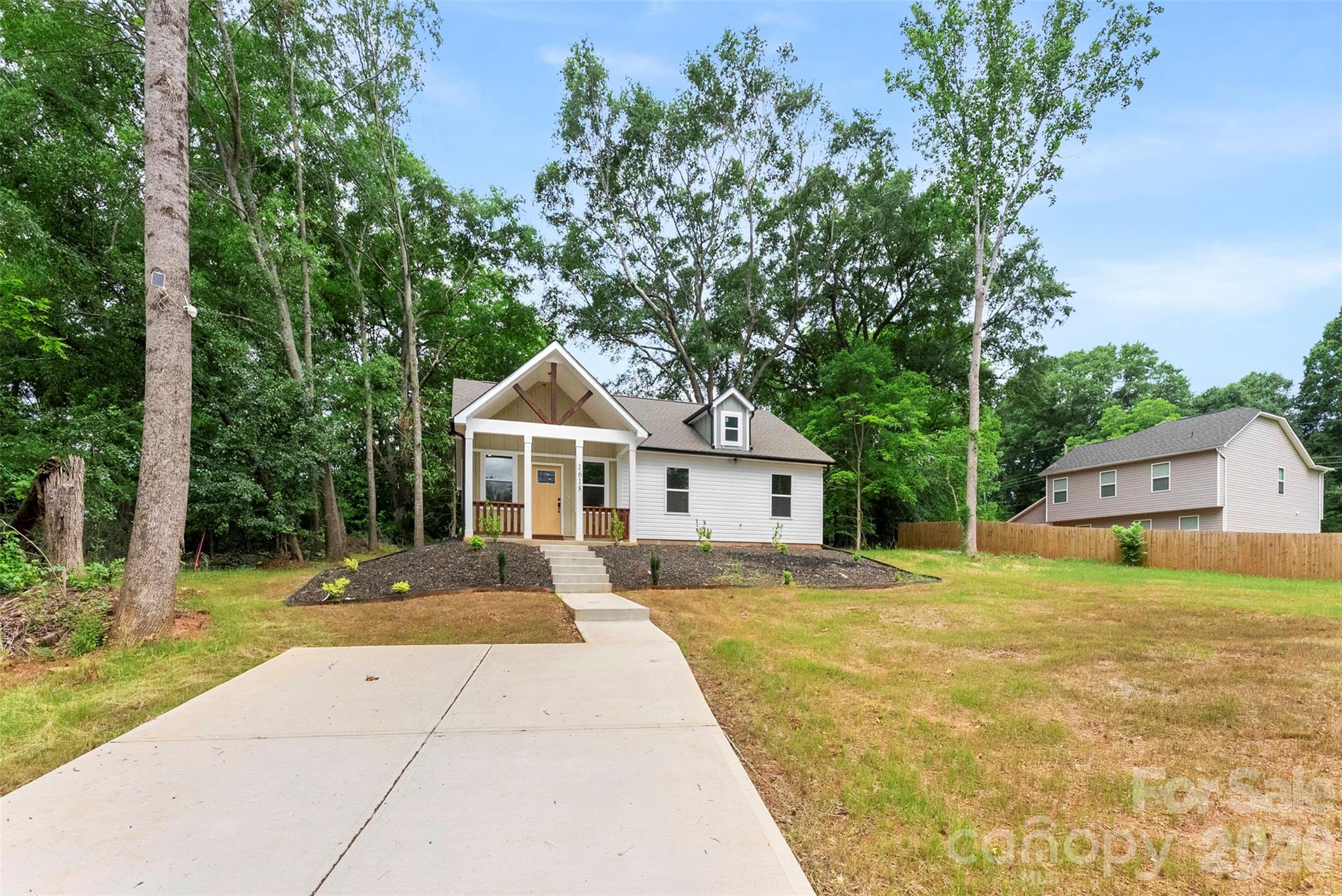 1618 Eaves Road — Shelby