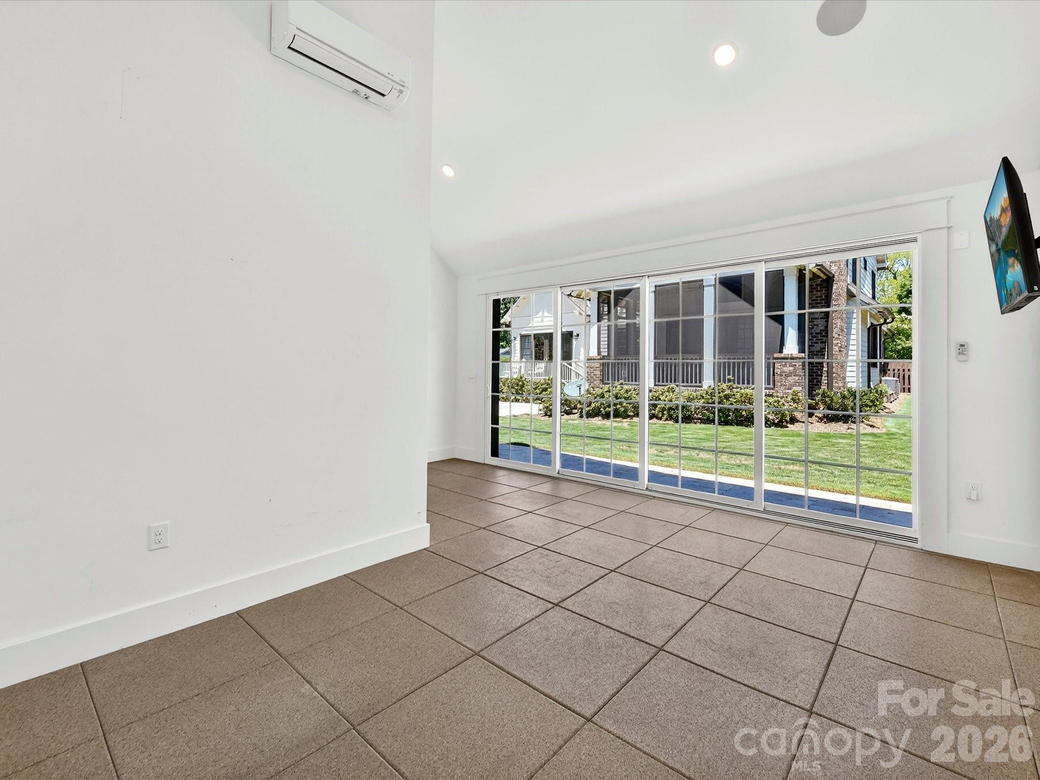 221 Anthony Circle — Charlotte