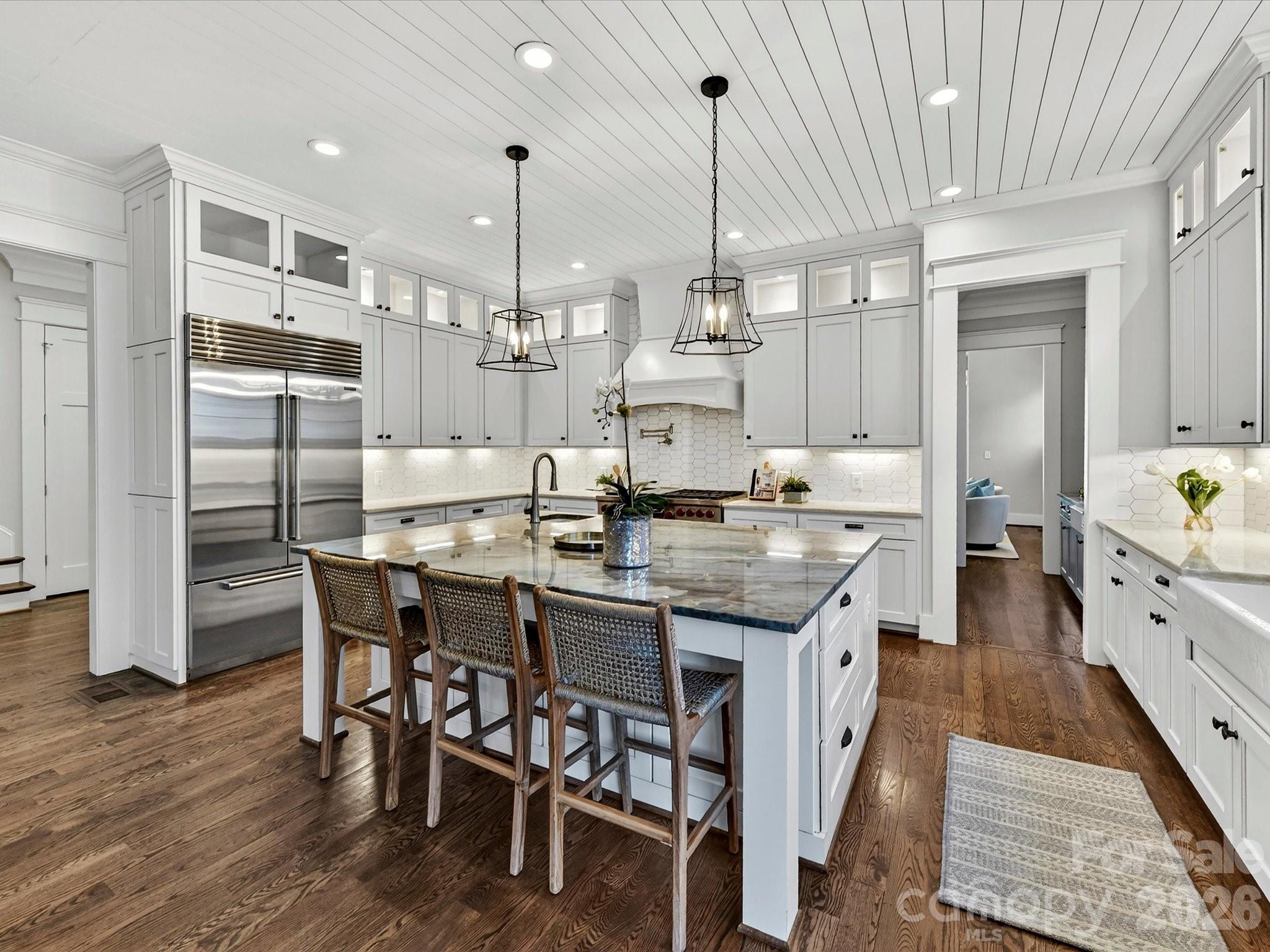 221 Anthony Circle — Charlotte