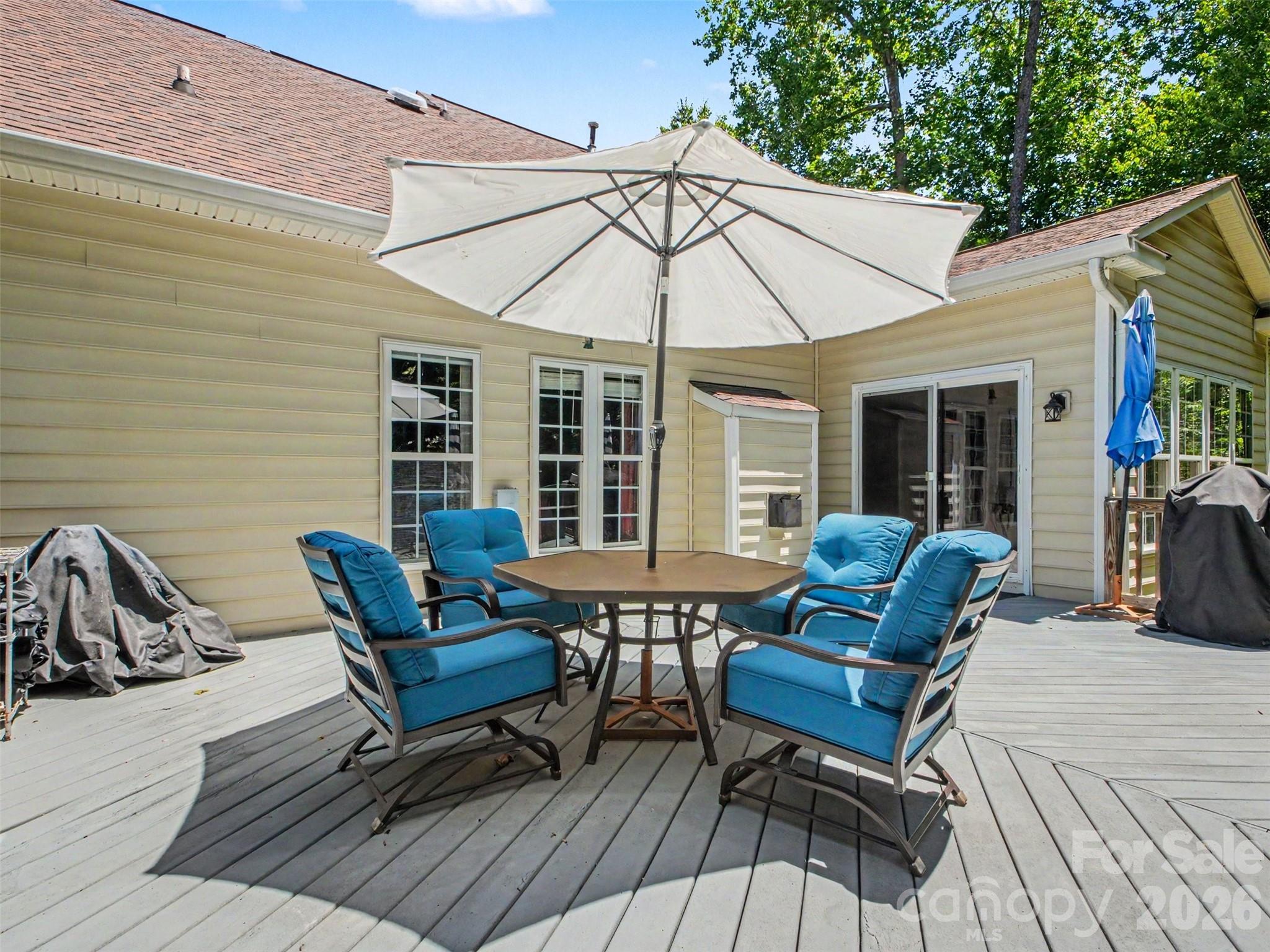 161 Montrose Drive — Mooresville