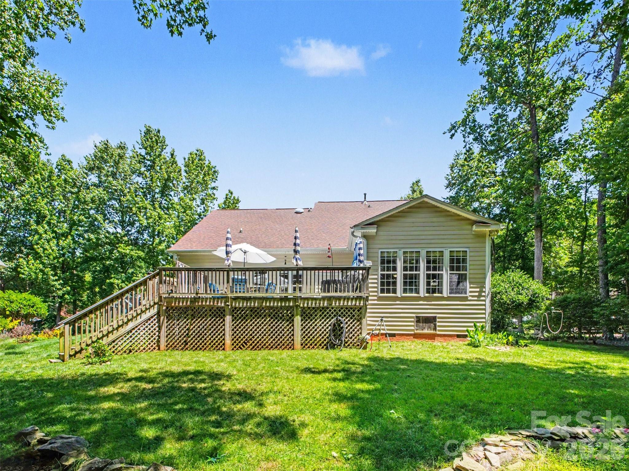 161 Montrose Drive — Mooresville