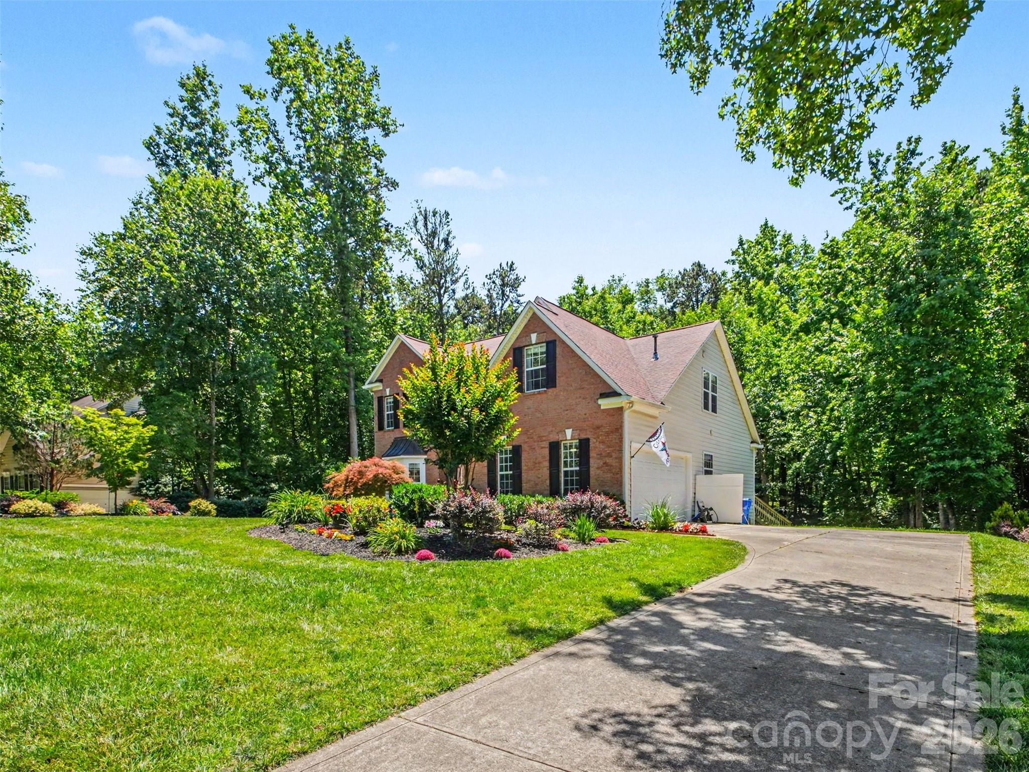 161 Montrose Drive — Mooresville
