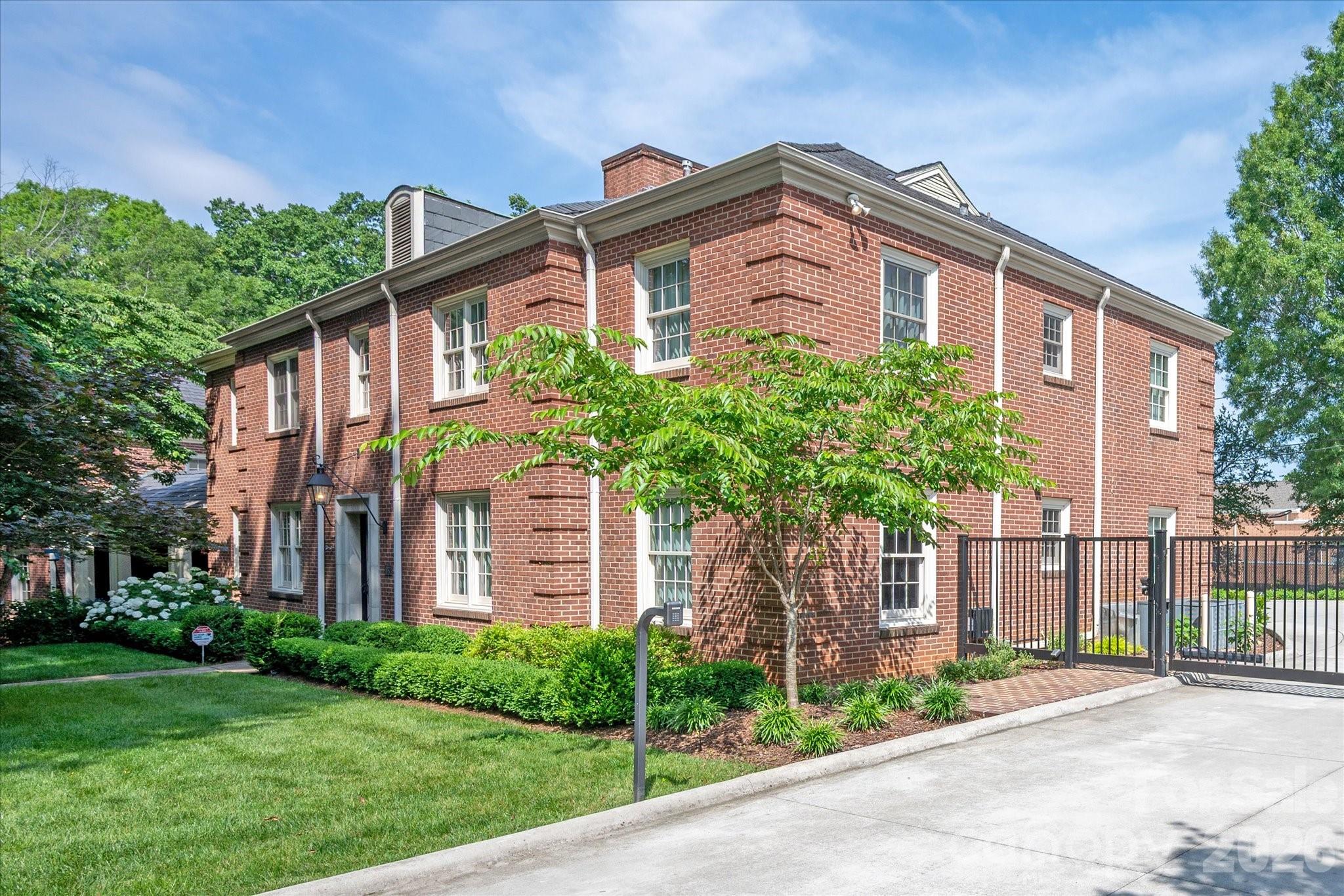 1035 Queens Road #8 — Charlotte
