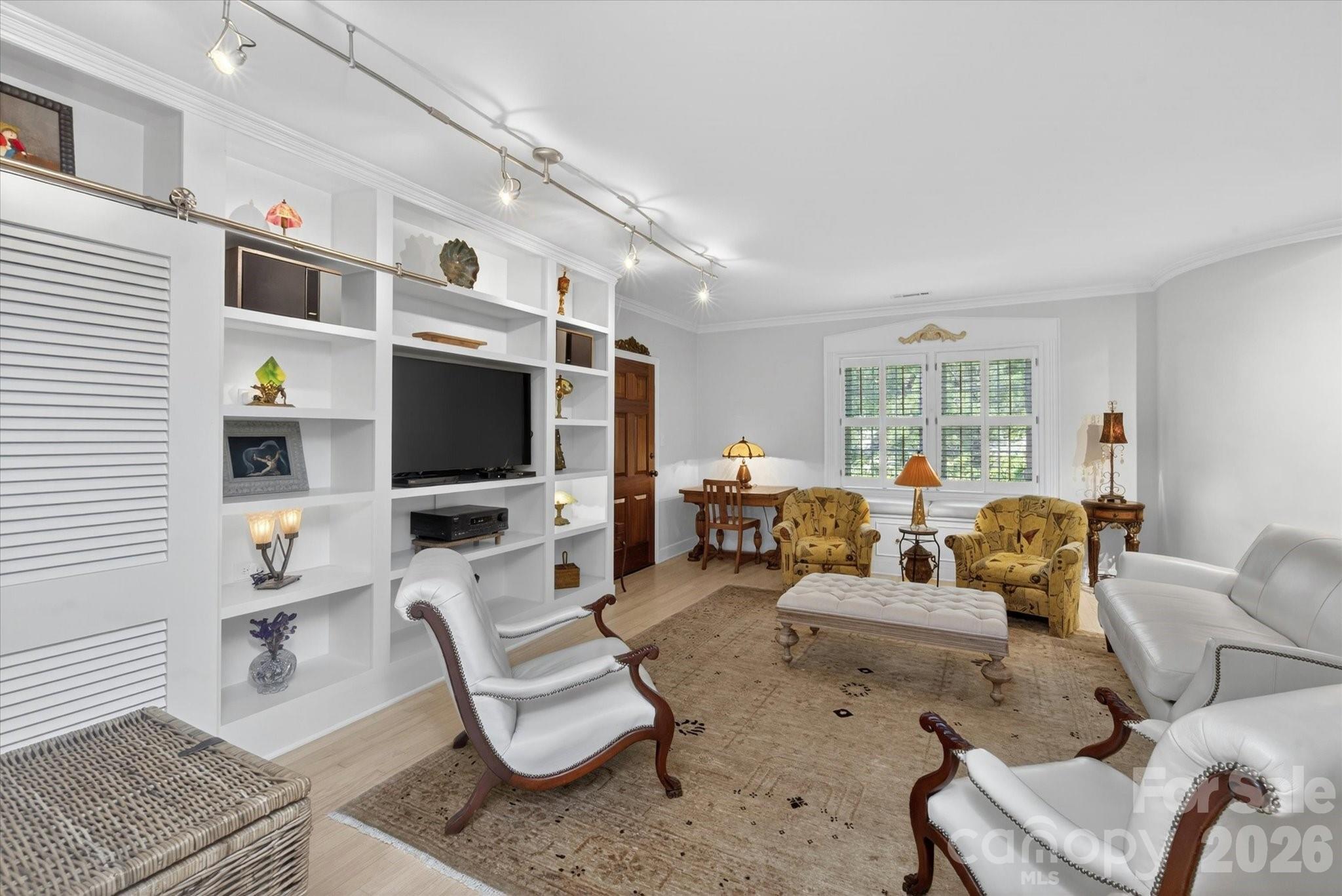 1035 Queens Road #8 — Charlotte
