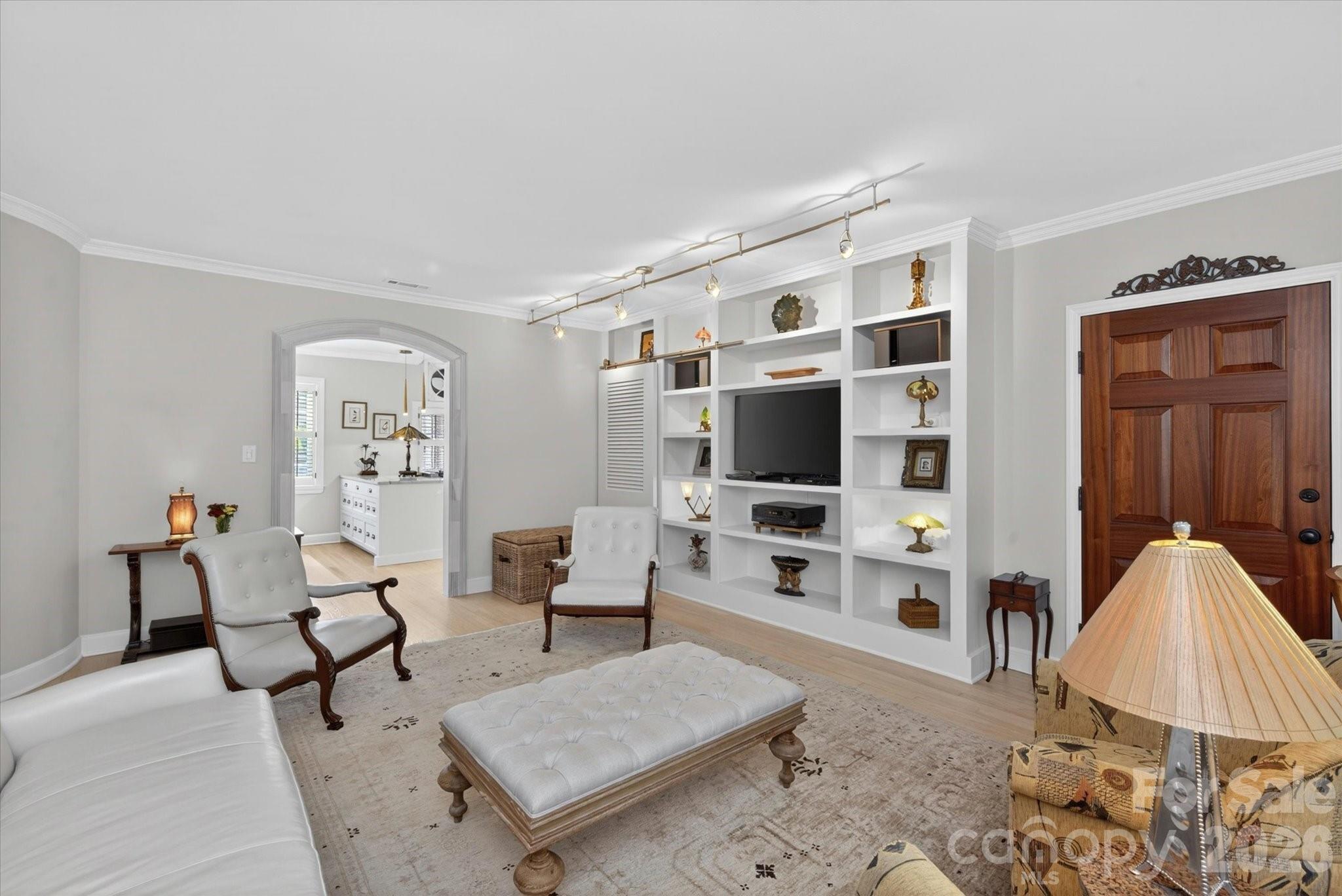 1035 Queens Road #8 — Charlotte