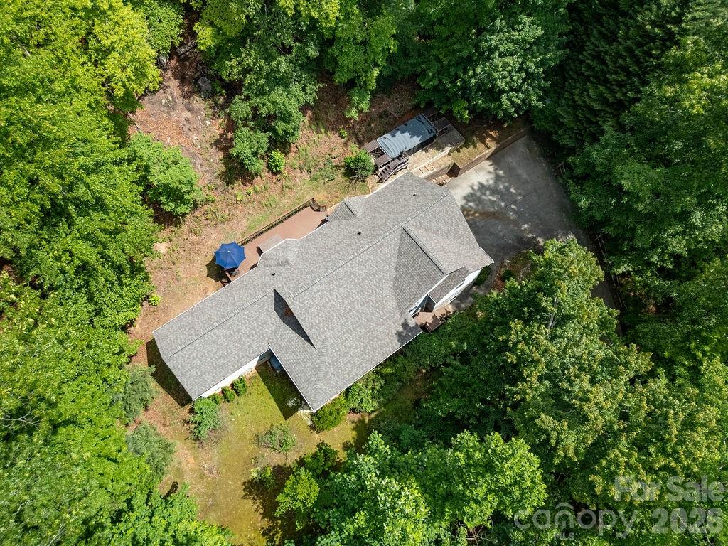 144 Lakeland Drive — Pisgah Forest