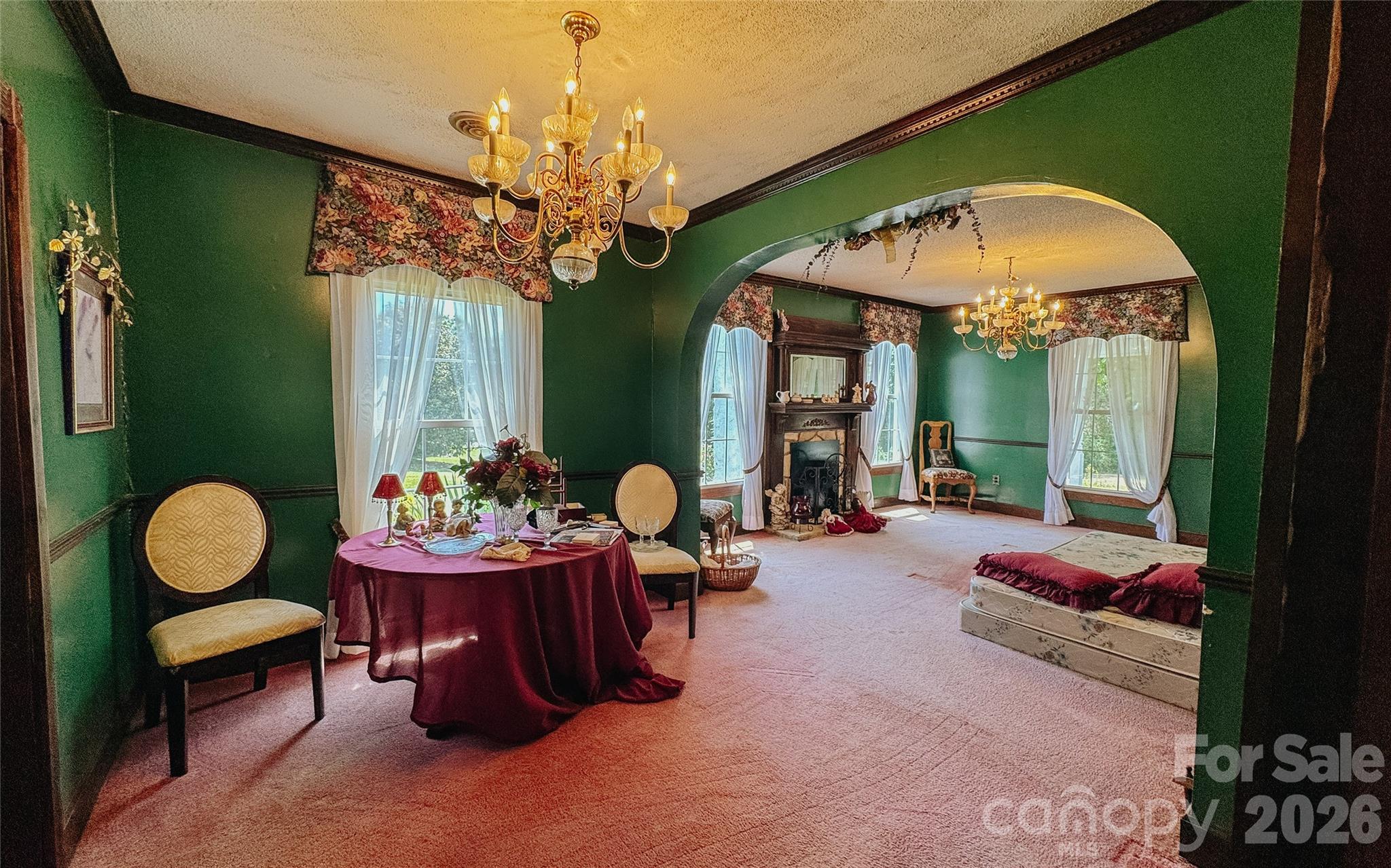 401 S Gold Branch Road — Richfield