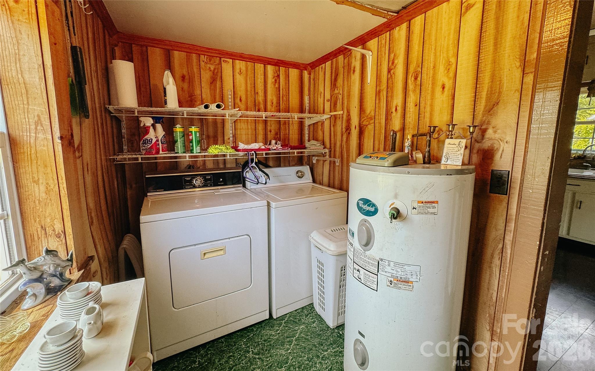 401 S Gold Branch Road — Richfield
